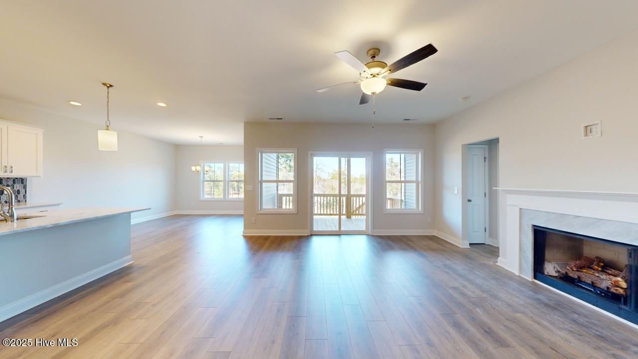 143 Courtland Circle Property Photo 4