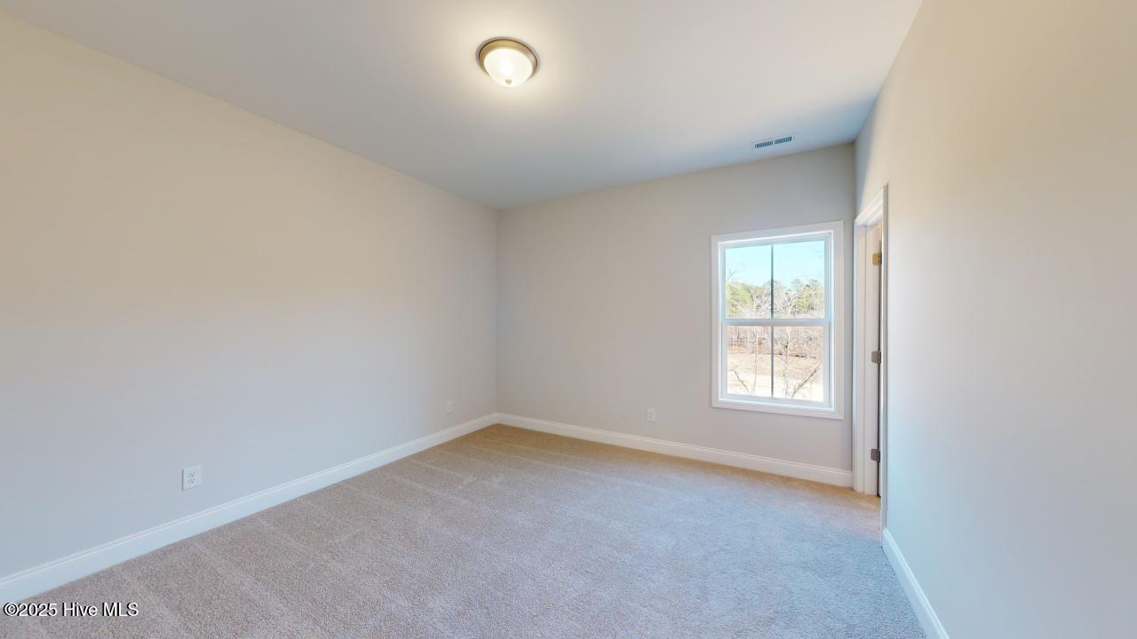 143 Courtland Circle Property Photo 19