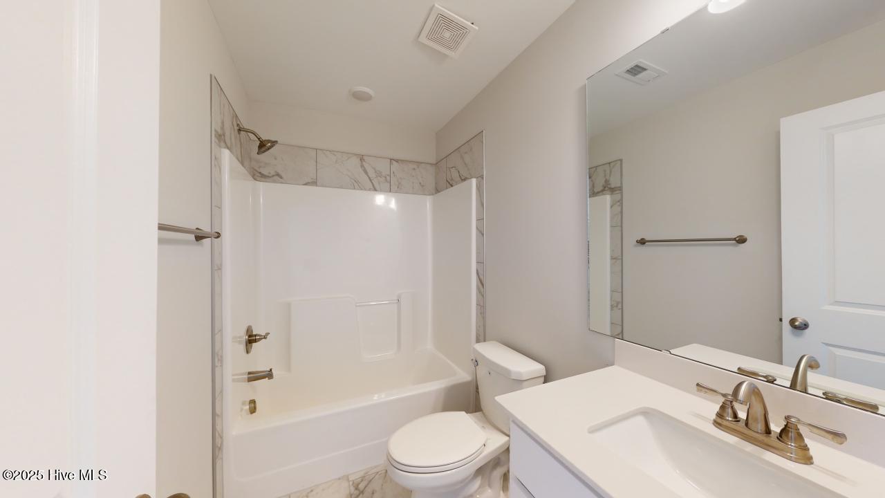 143 Courtland Circle Property Photo 25