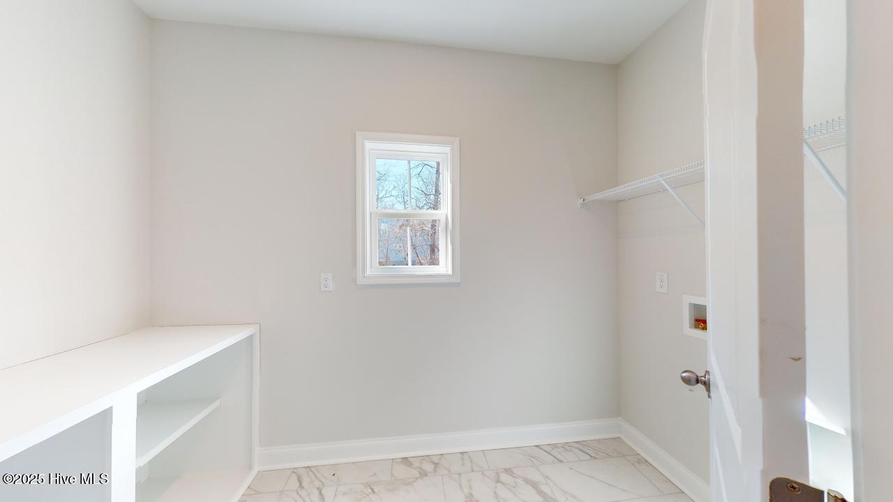 143 Courtland Circle Property Photo 28