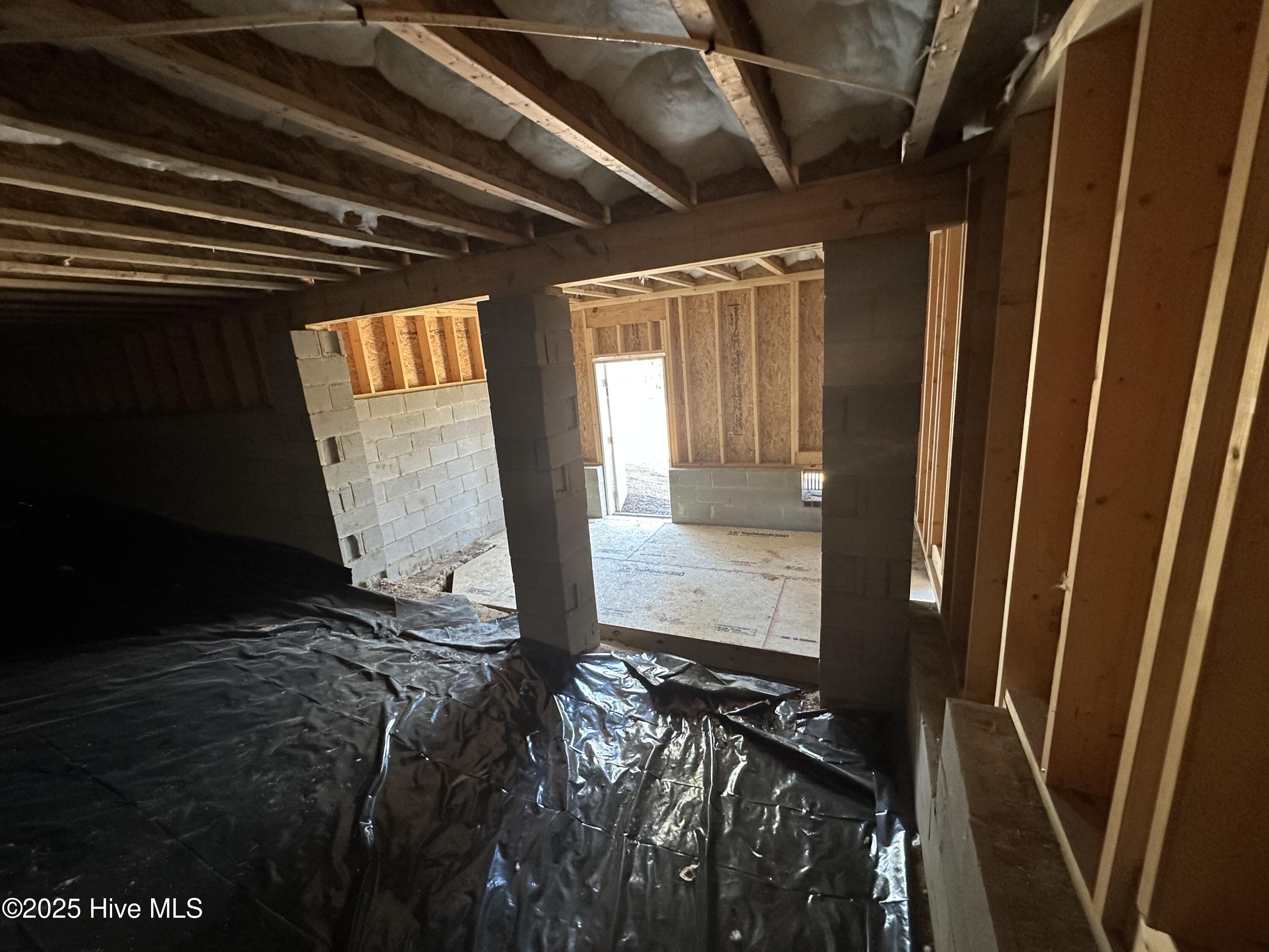 143 Courtland Circle Property Photo 37