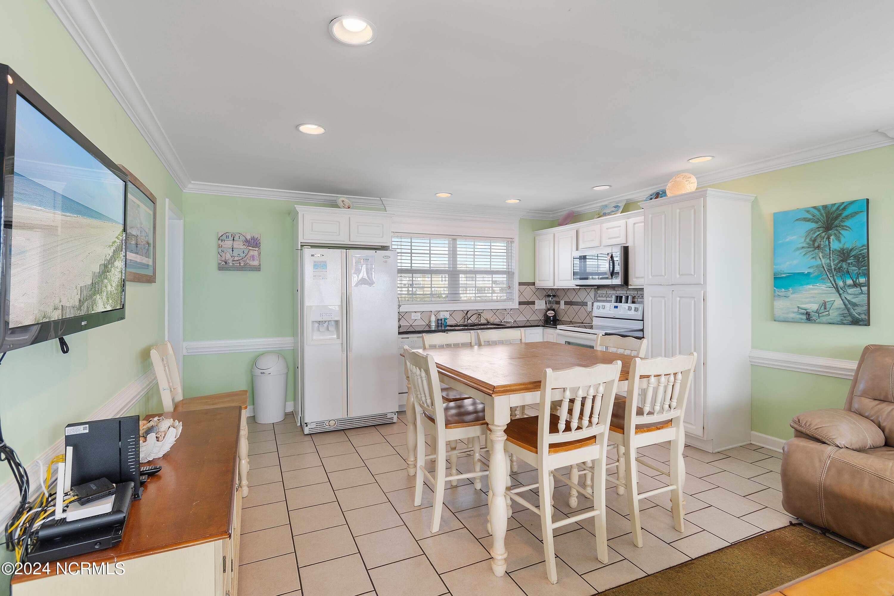 329 Ocean Boulevard Property Photo 7