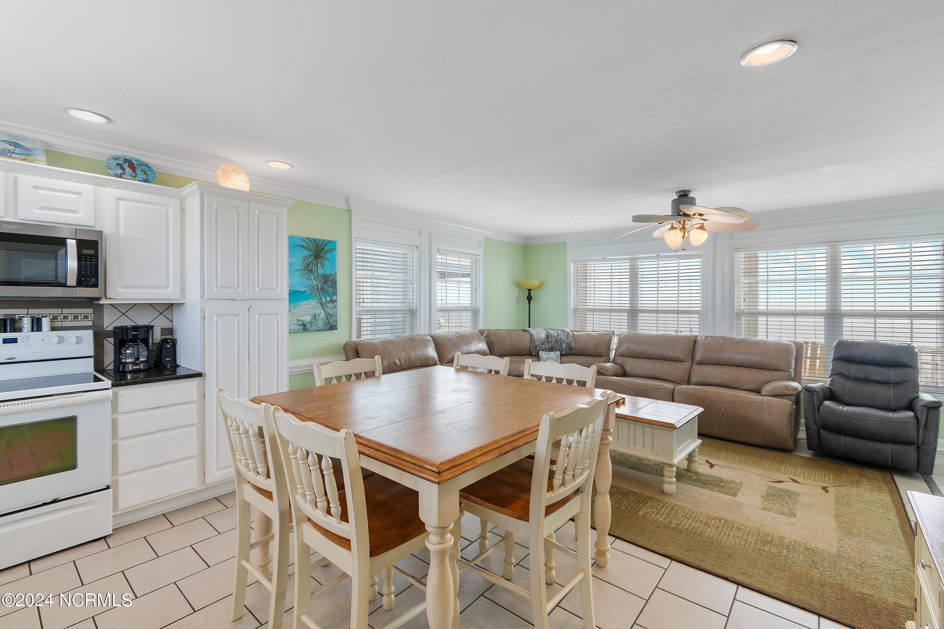 329 Ocean Boulevard Property Photo 8