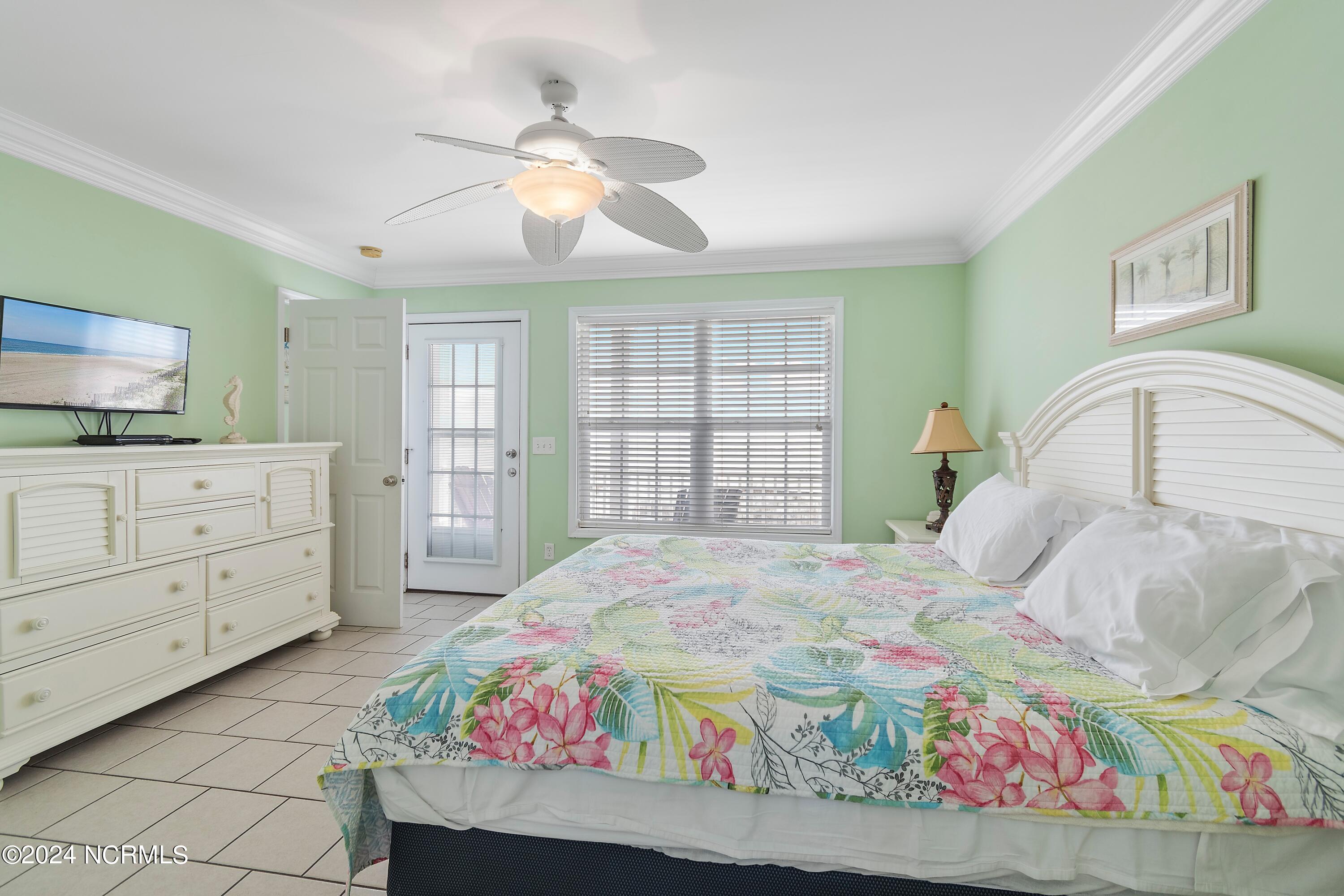 329 Ocean Boulevard Property Photo 18
