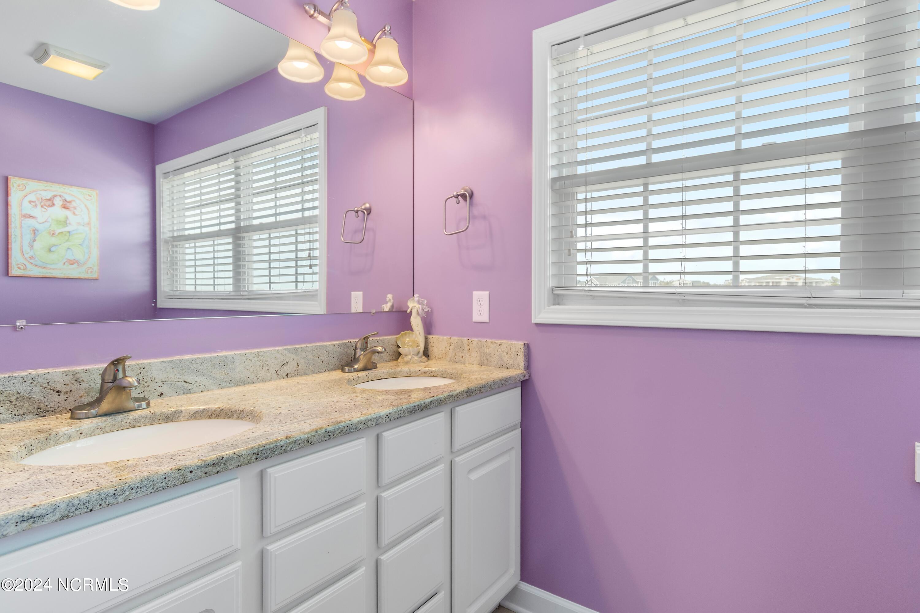 329 Ocean Boulevard Property Photo 20