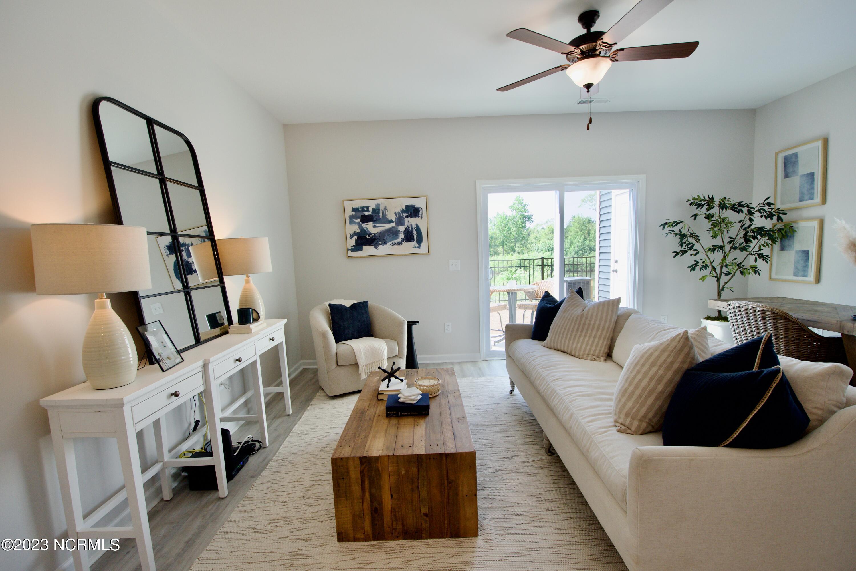 1571 Dusk Cove Property Photo 7