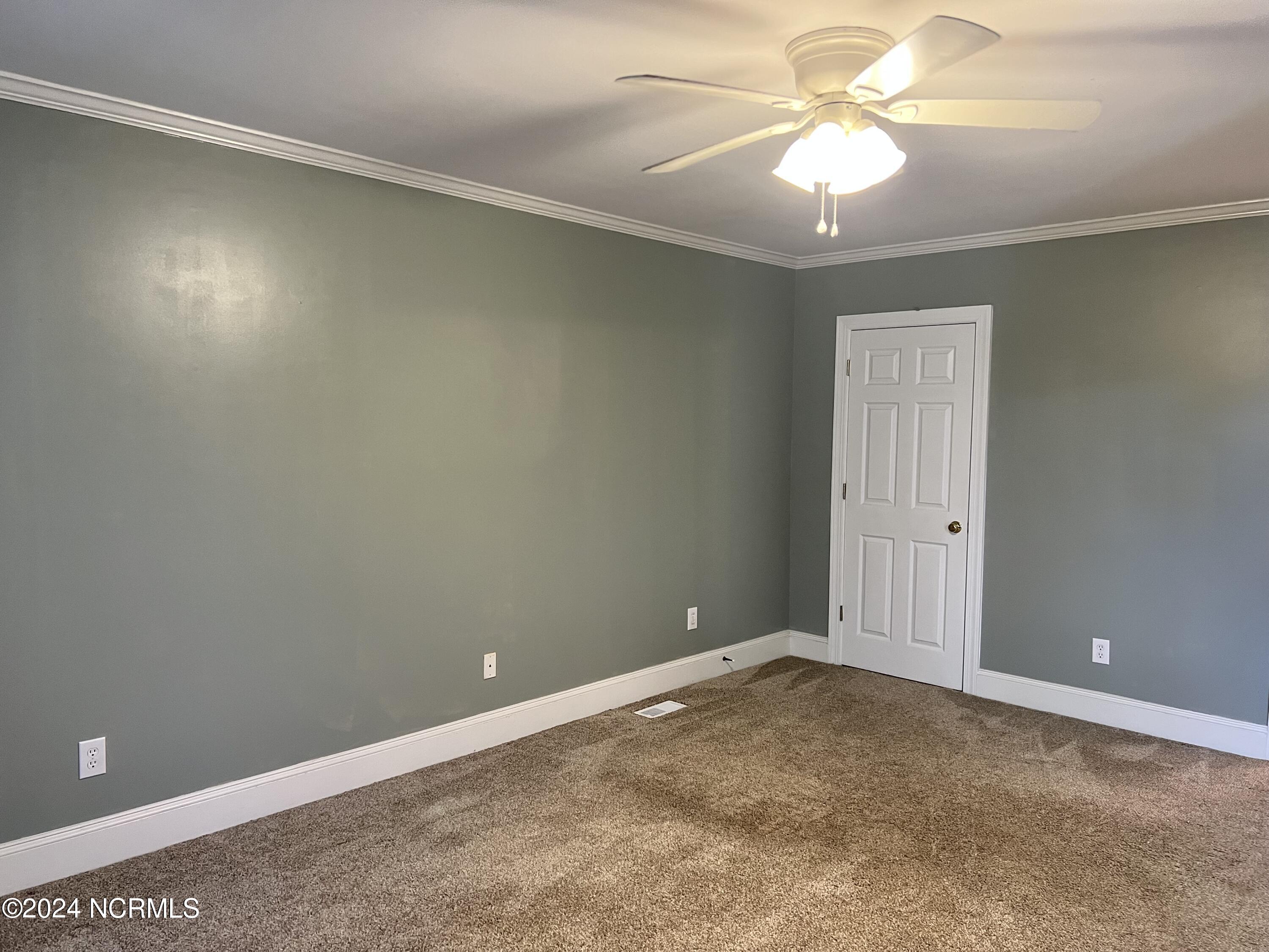 2710 Fairfax Road Property Photo 8