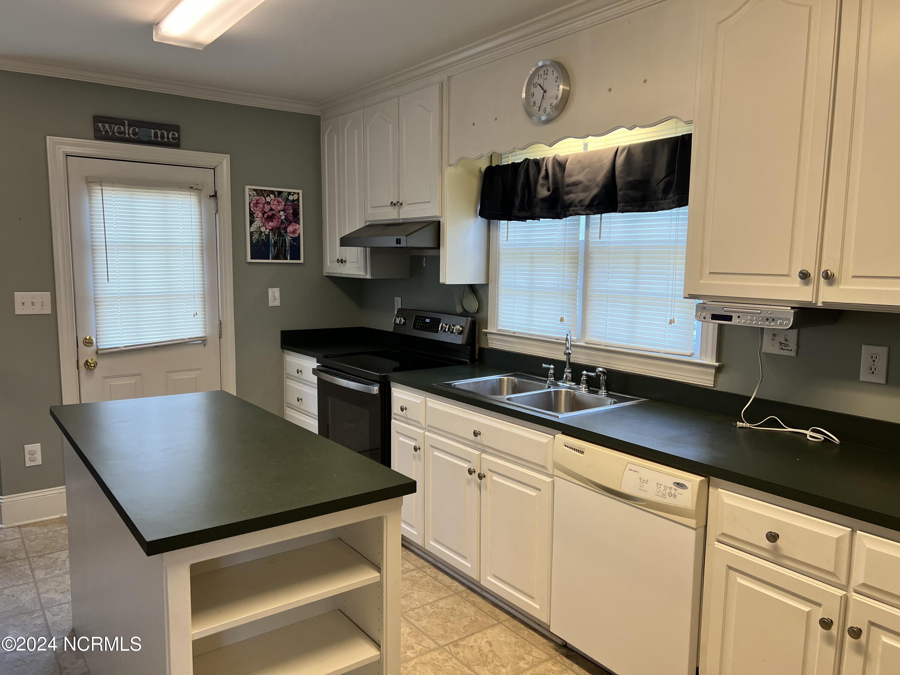 2710 Fairfax Road Property Photo 14
