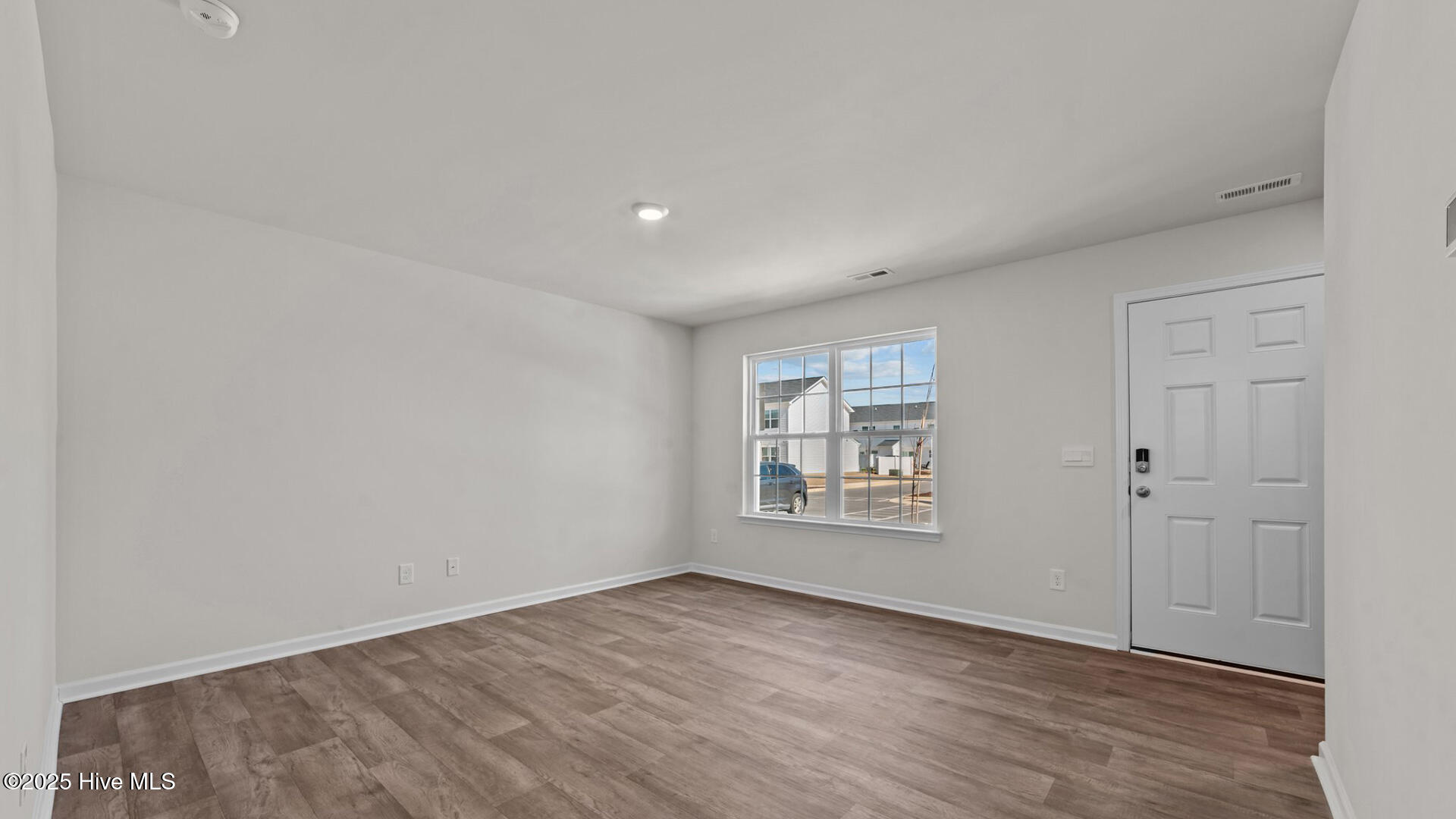 4119 Laurel Ridge Drive B Property Photo 5