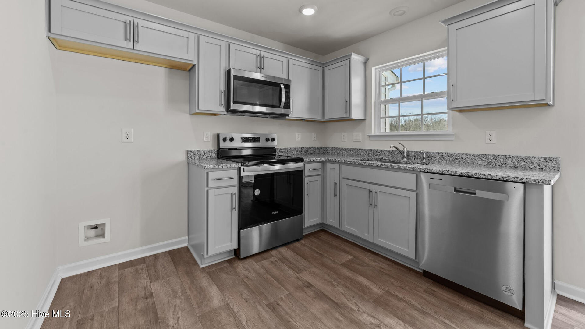 4119 Laurel Ridge Drive B Property Photo 6