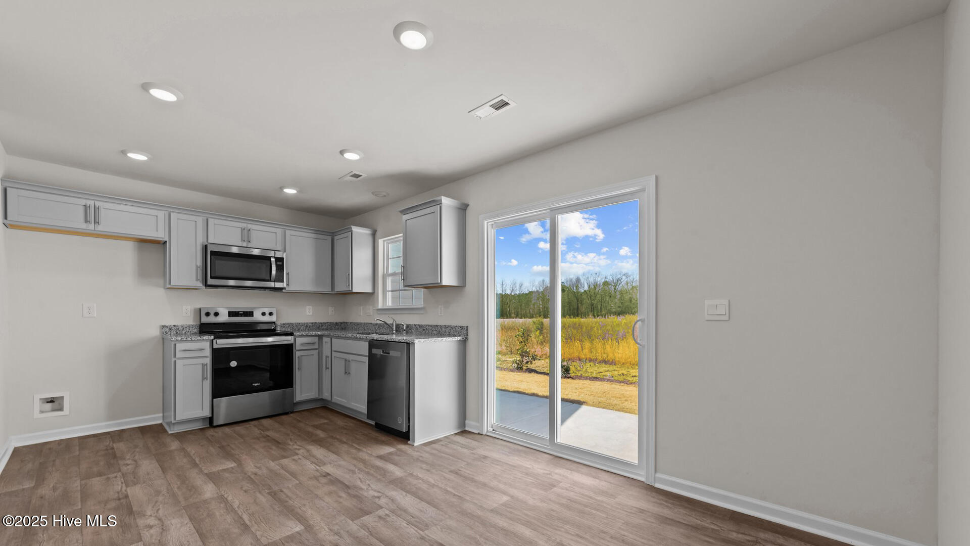 4119 Laurel Ridge Drive B Property Photo 11