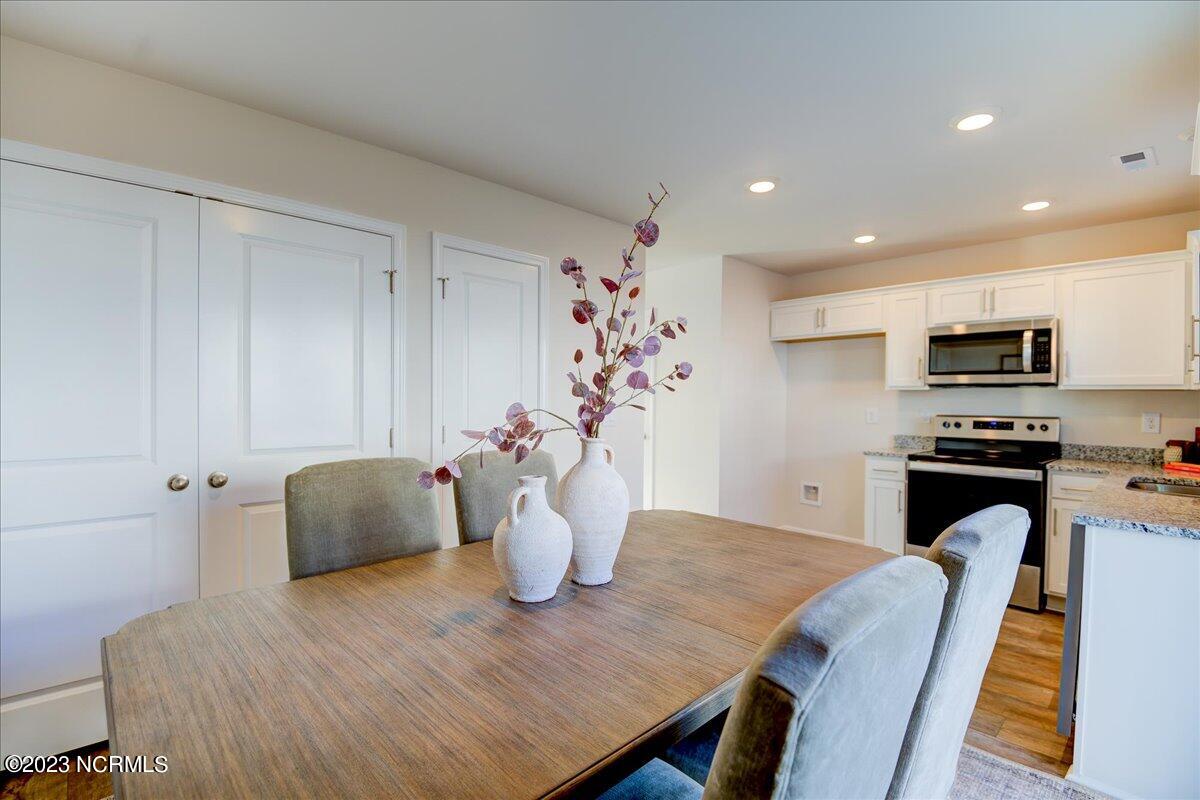 4119 Laurel Ridge Drive F Property Photo 10