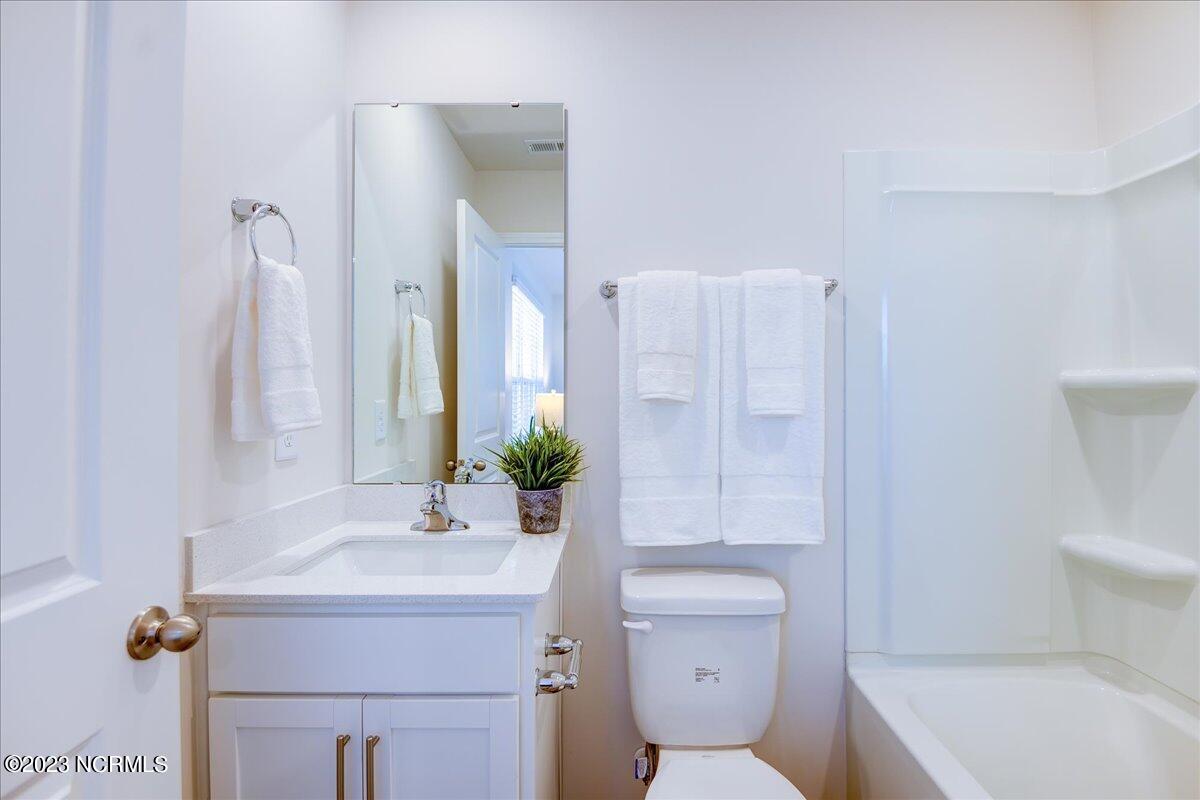4119 Laurel Ridge Drive F Property Photo 16