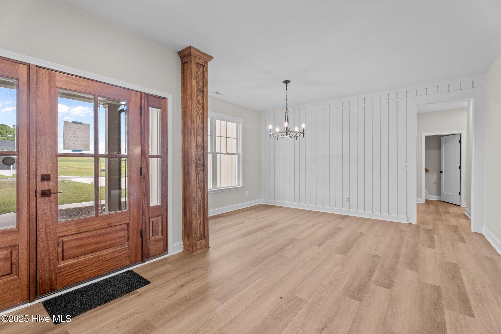 5062 Willows Edge Drive Property Photo 2