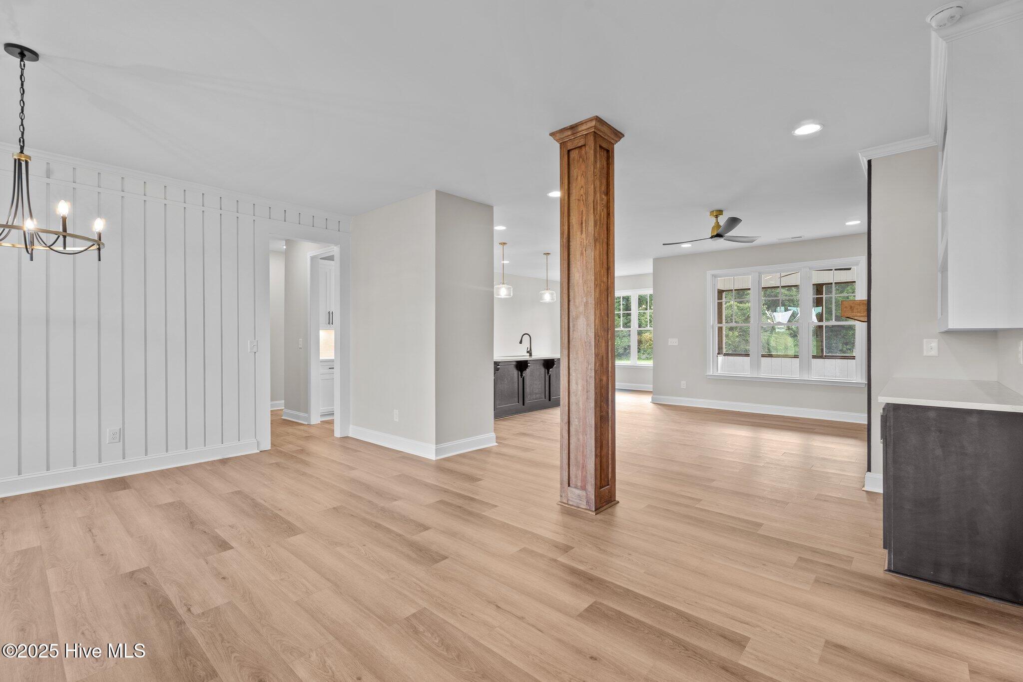 5062 Willows Edge Drive Property Photo 3