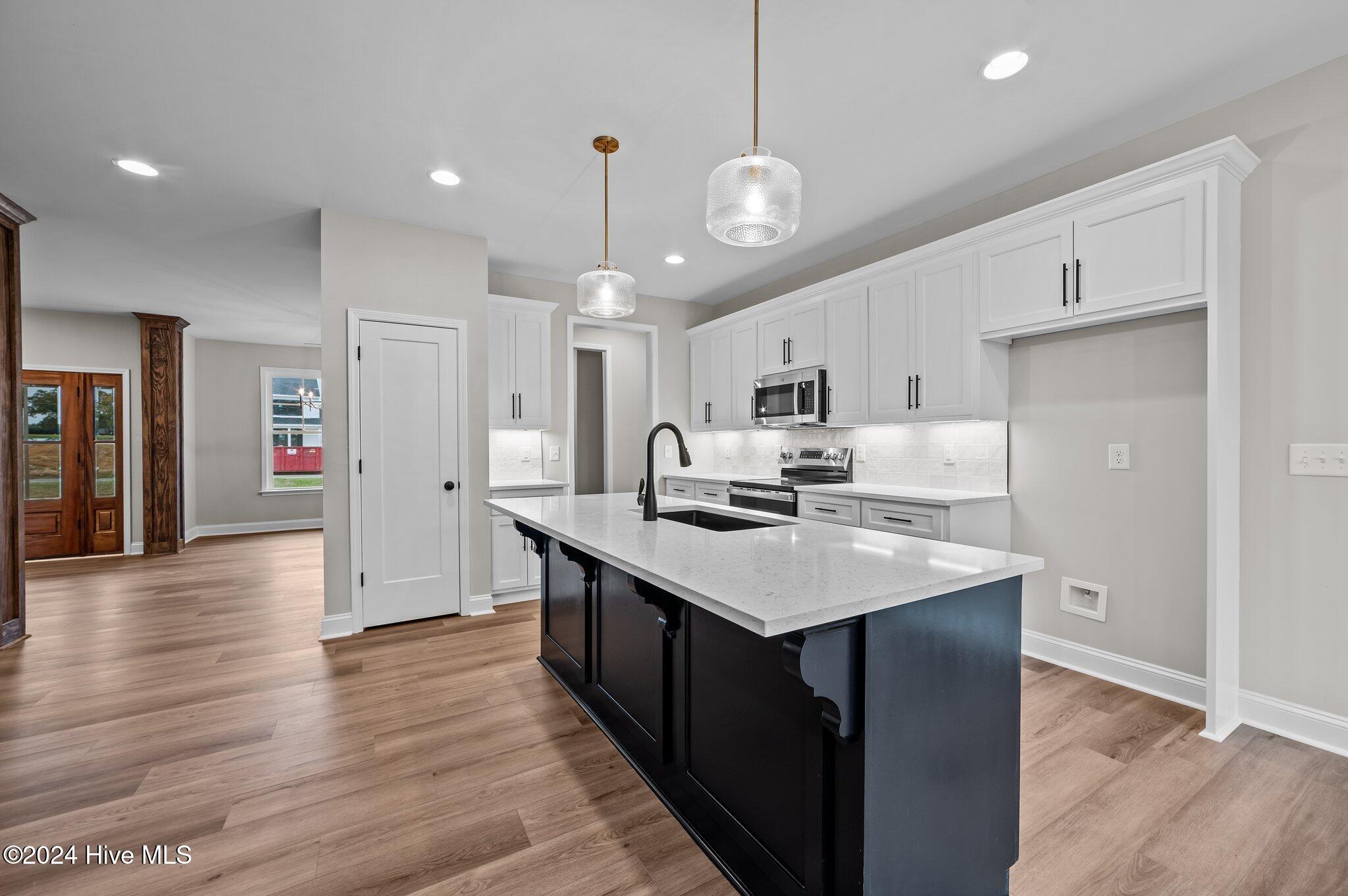 5062 Willows Edge Drive Property Photo 11