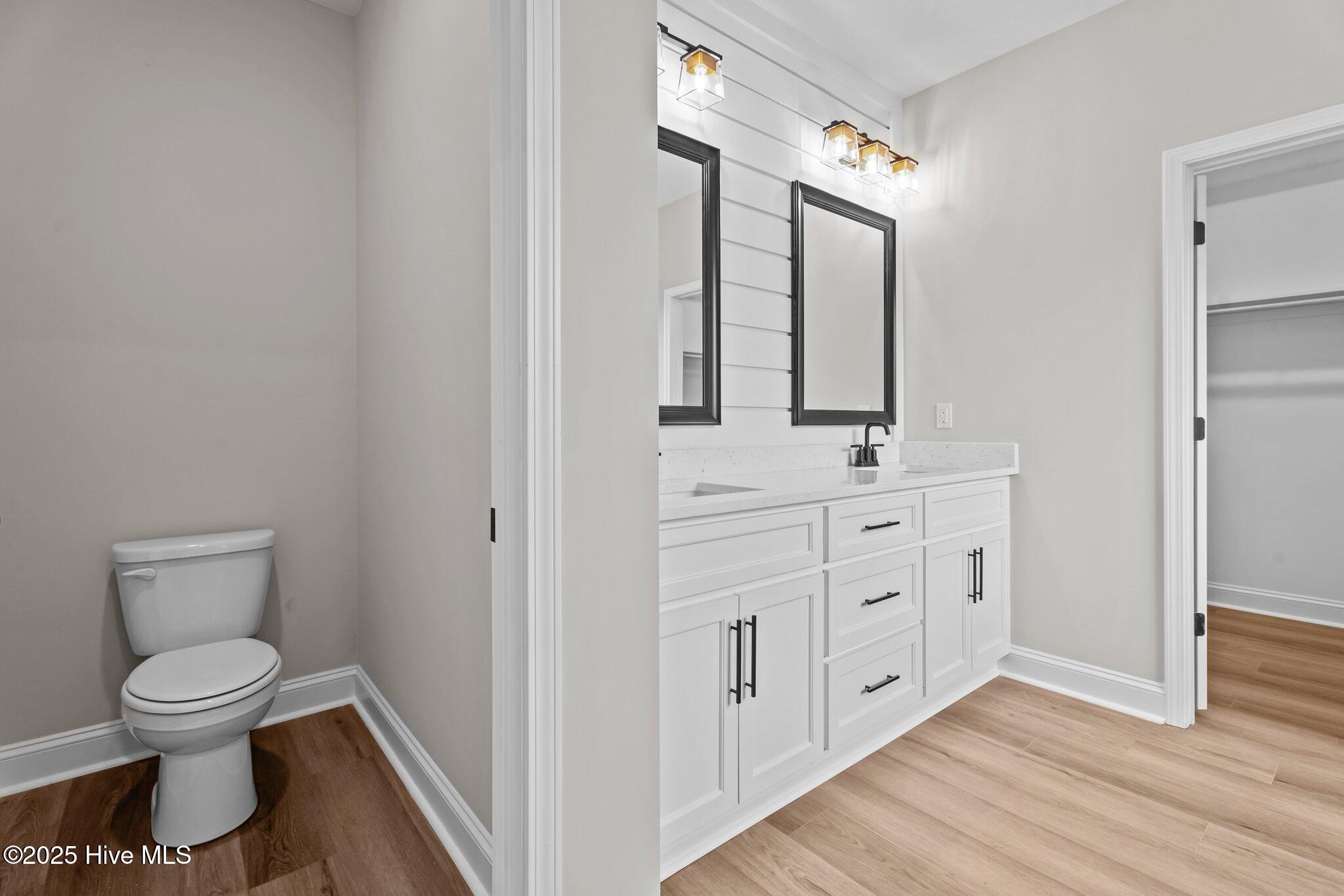 5062 Willows Edge Drive Property Photo 18