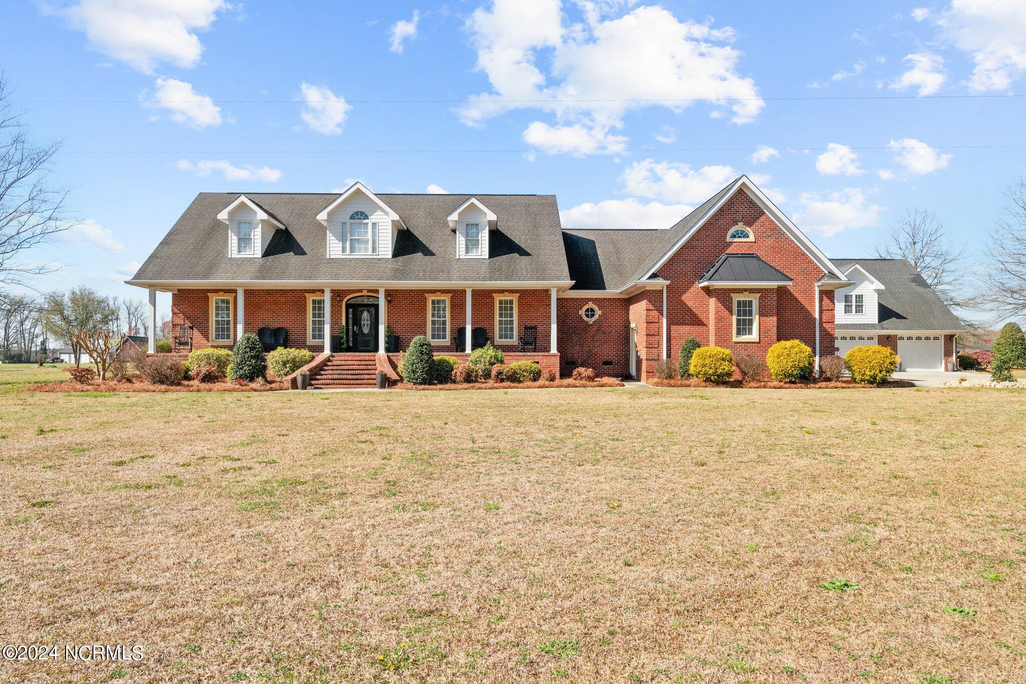 Fairgrove Real Estate Listings Main Image