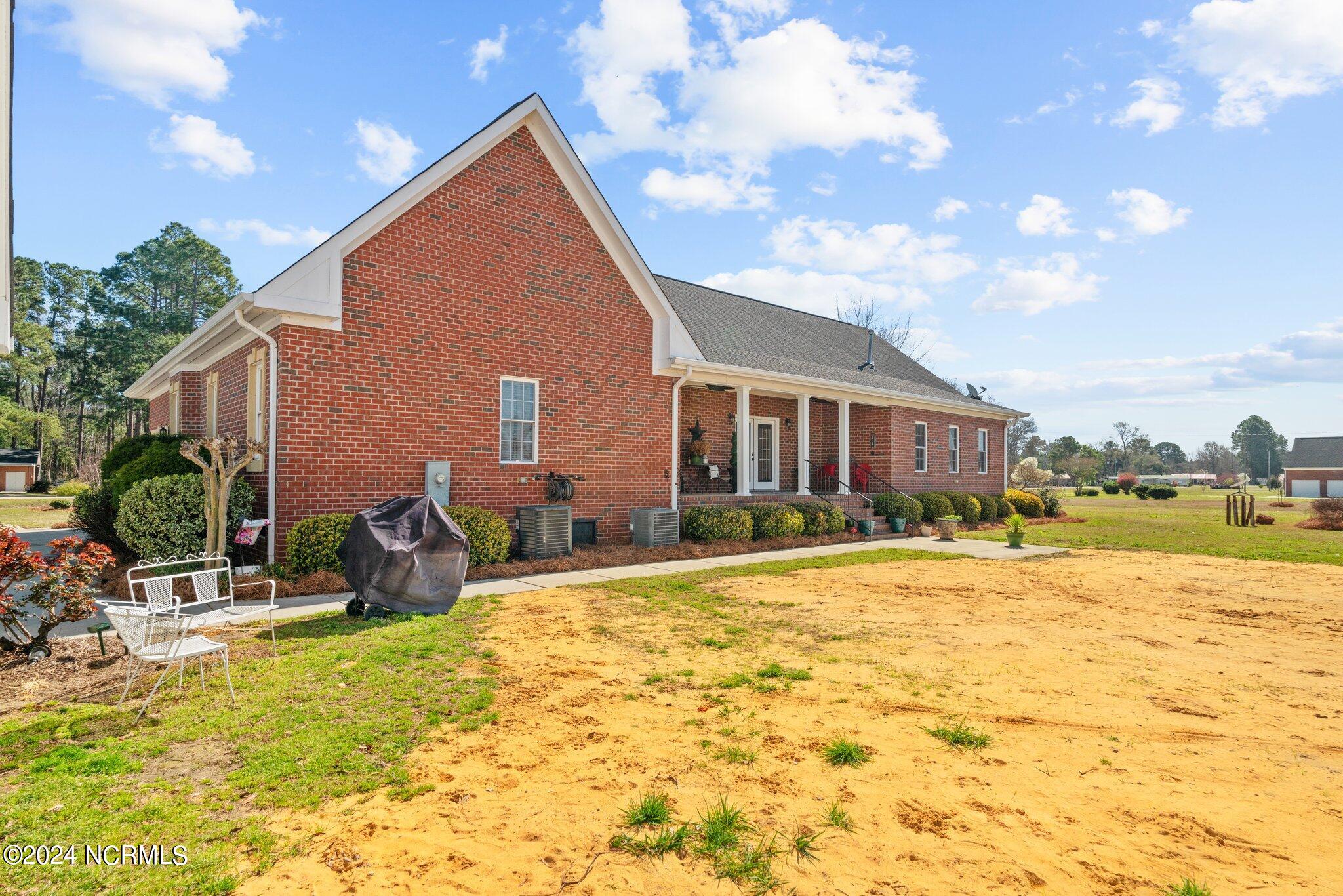 1430 Covington Road Property Photo 9