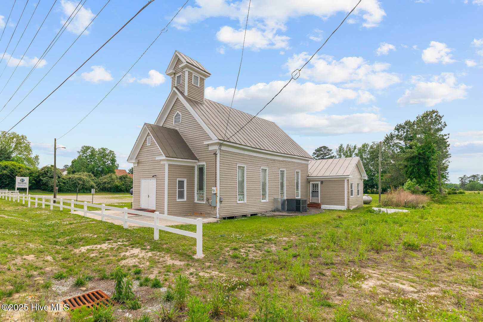 6099 Gum Branch Road Property Photo 3
