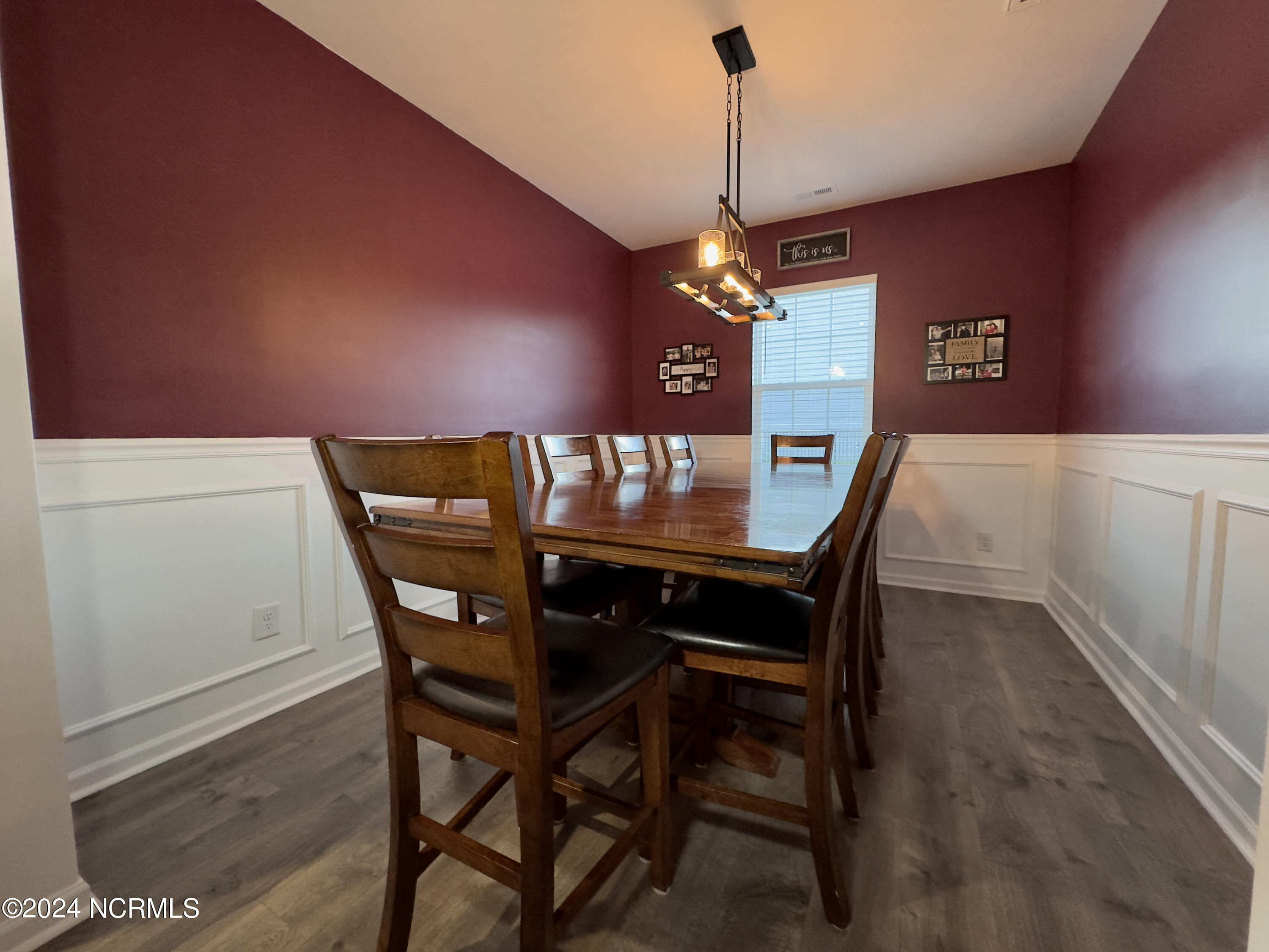 108 Featherstone Lane Property Photo 18