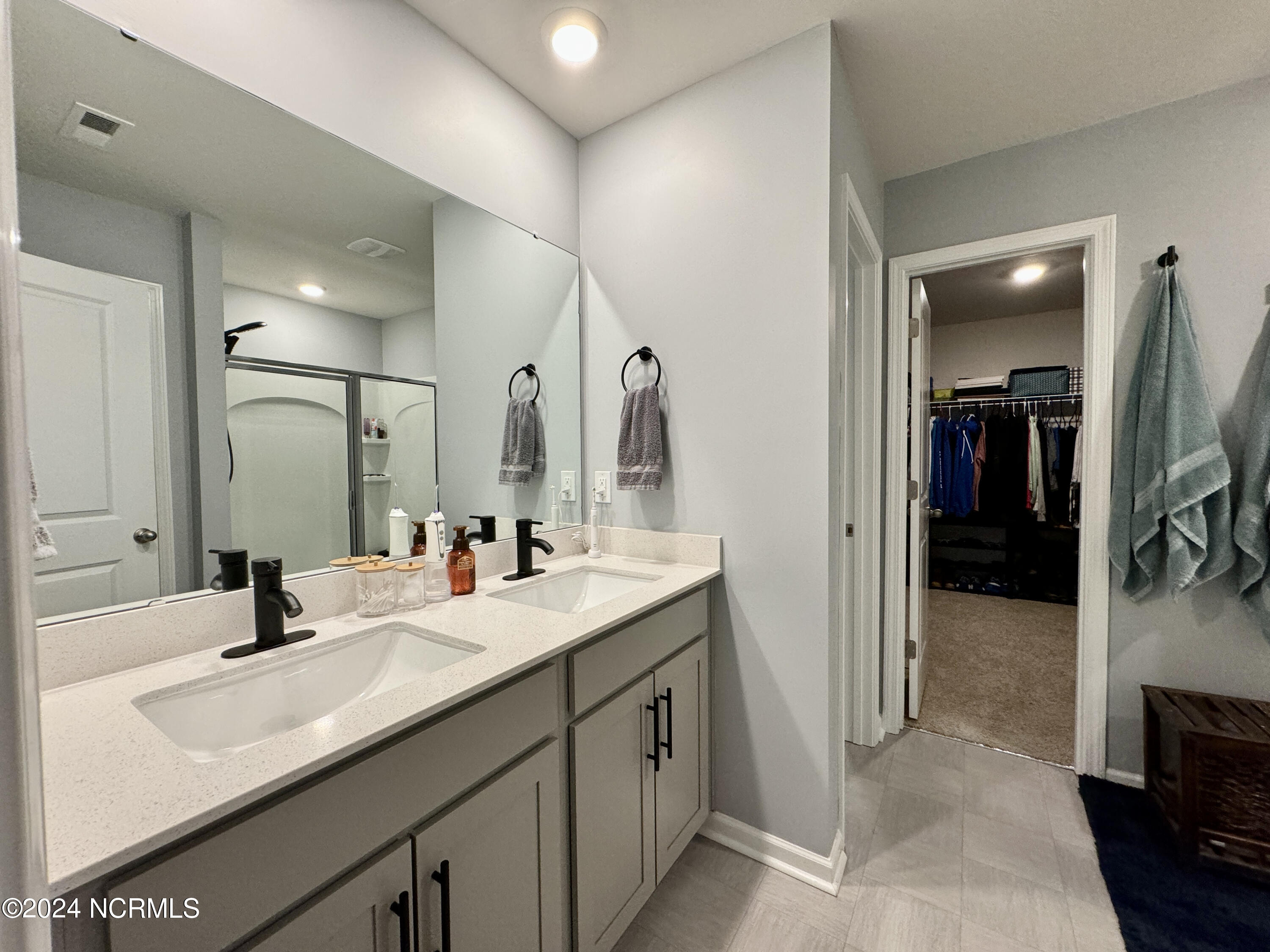 108 Featherstone Lane Property Photo 30