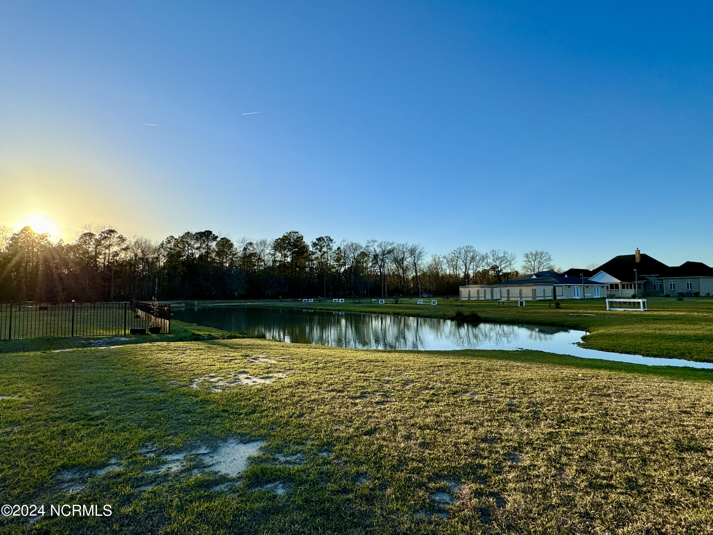 108 Featherstone Lane Property Photo 43
