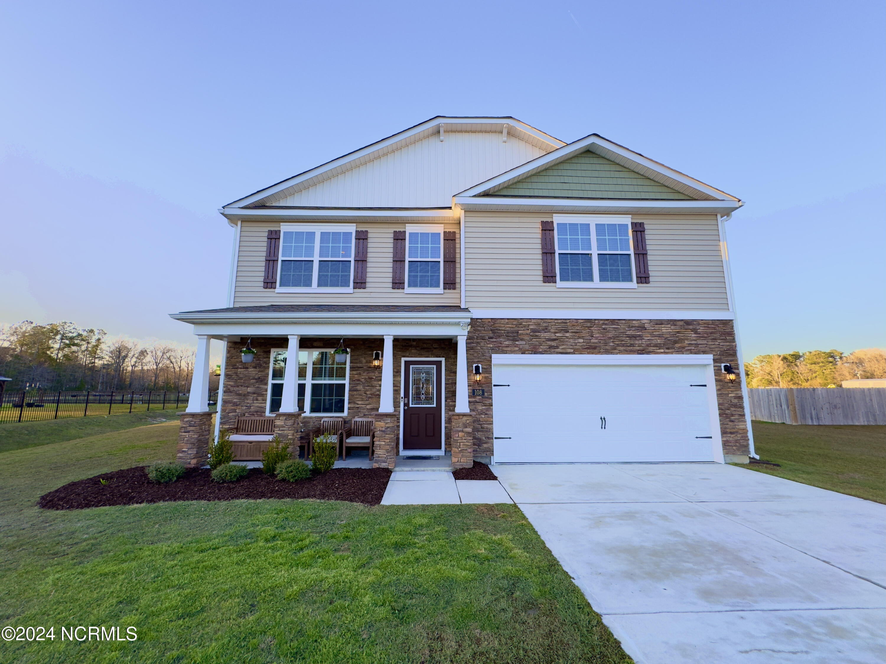 108 Featherstone Lane Property Photo 48