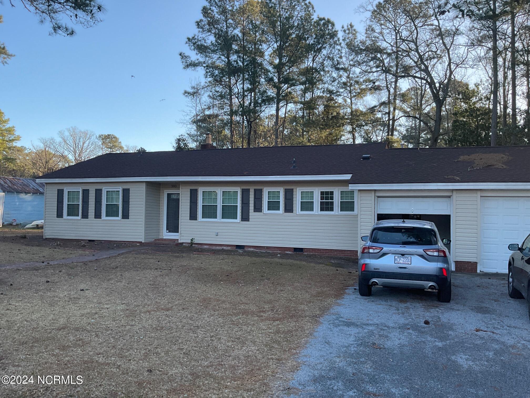 3313 S Church Street Property Photo 1