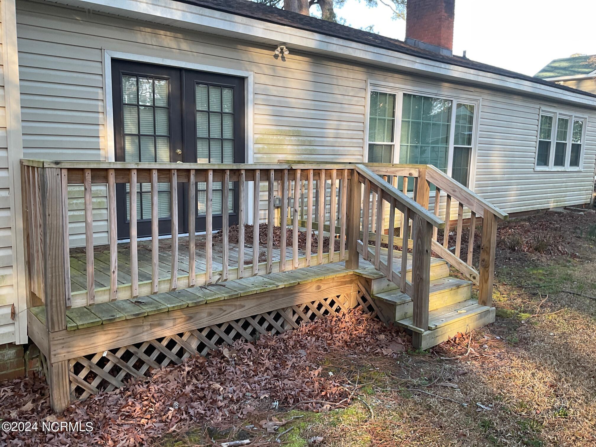 3313 S Church Street Property Photo 10