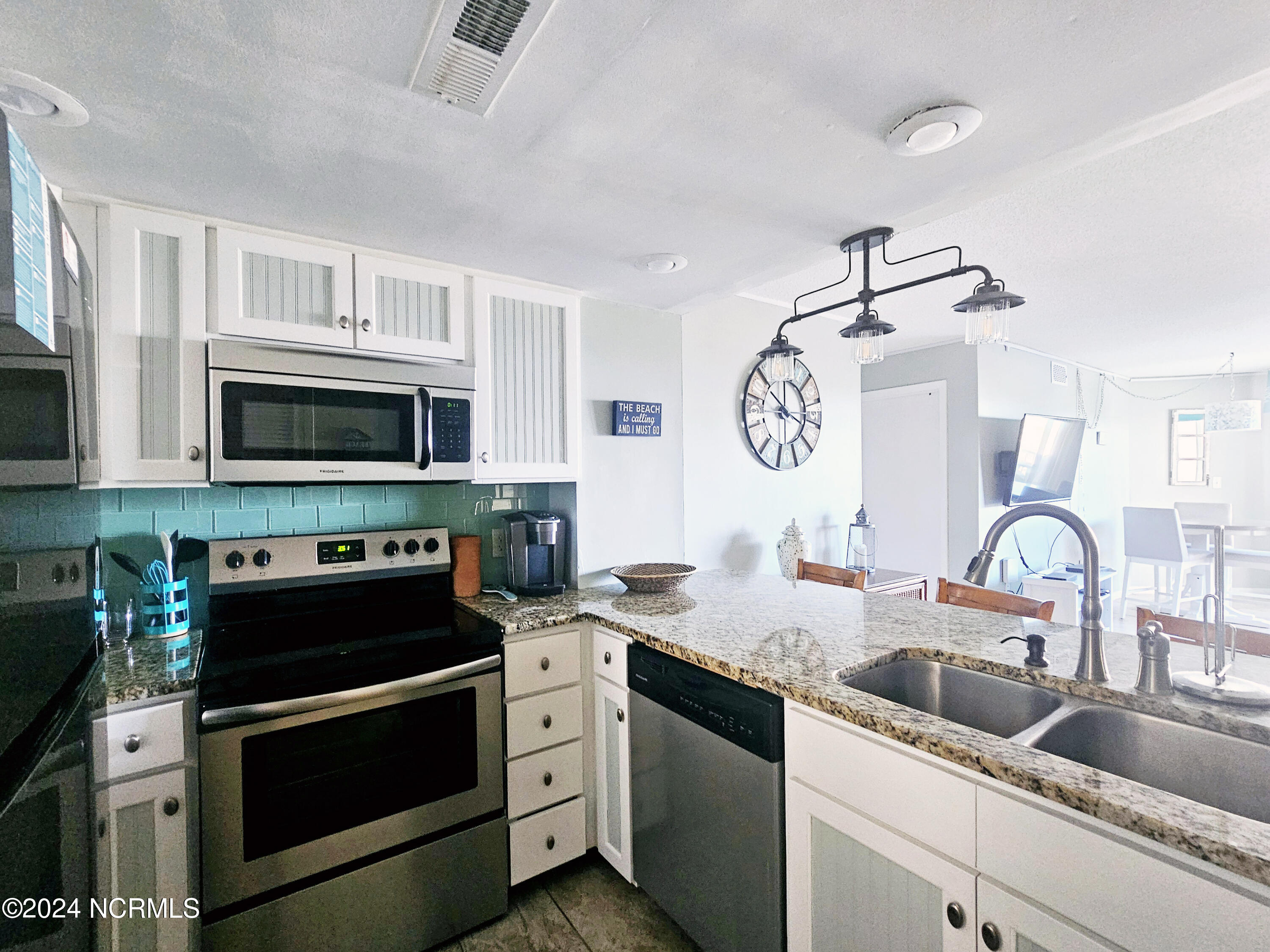 2000 New River Inlet Road Unit 2212 Property Photo 4