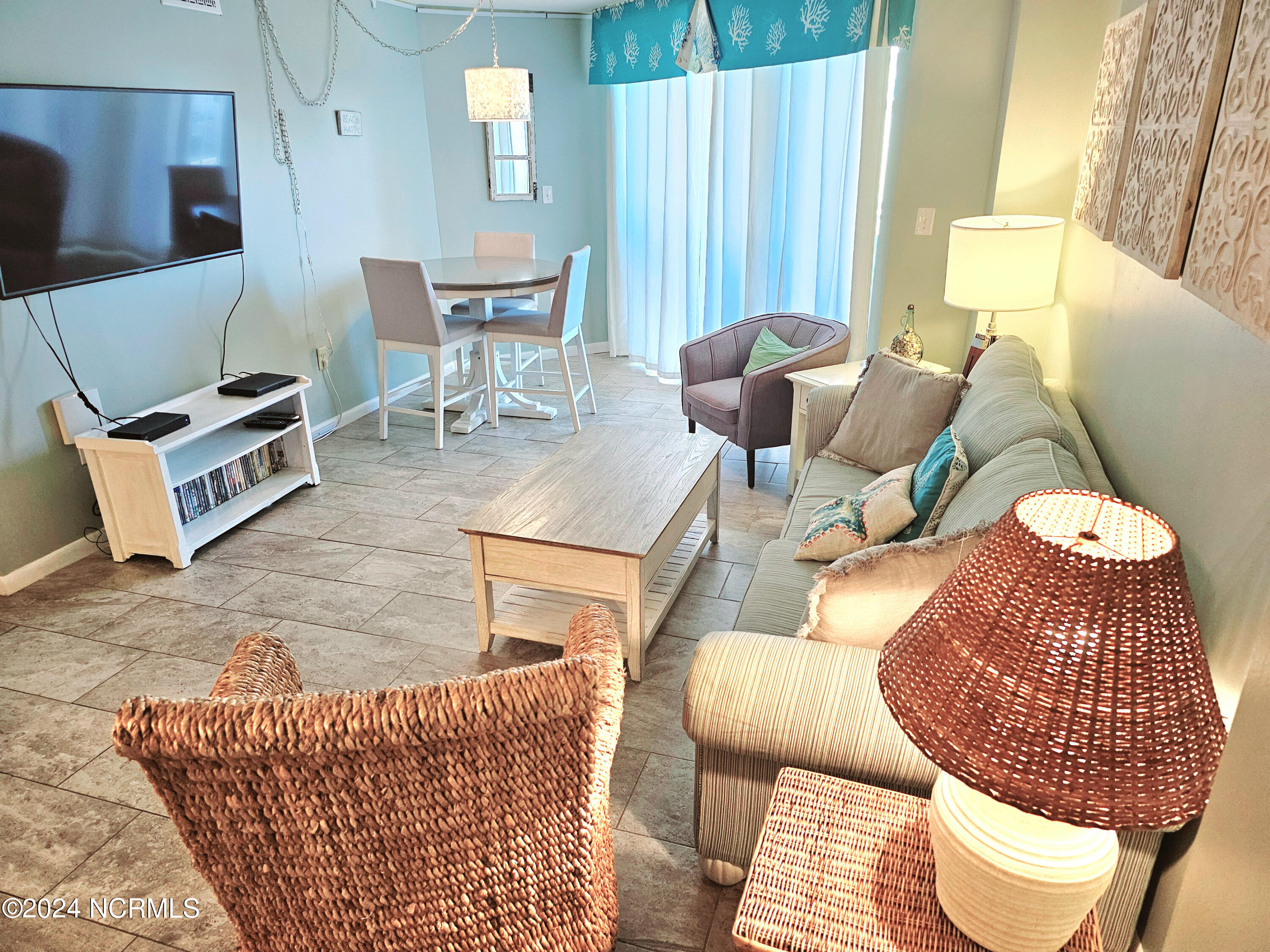2000 New River Inlet Road Unit 2212 Property Photo 9