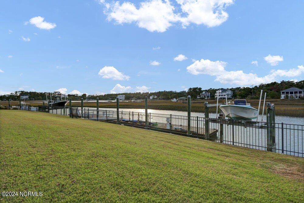 824 Inlet View Drive Property Photo 24
