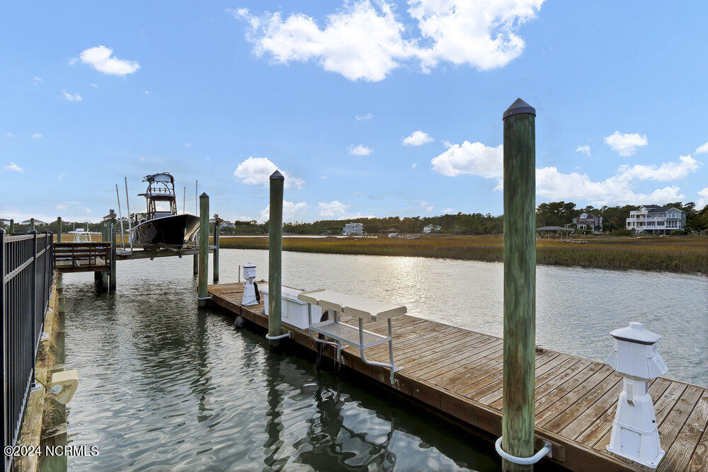 824 Inlet View Drive Property Photo 25