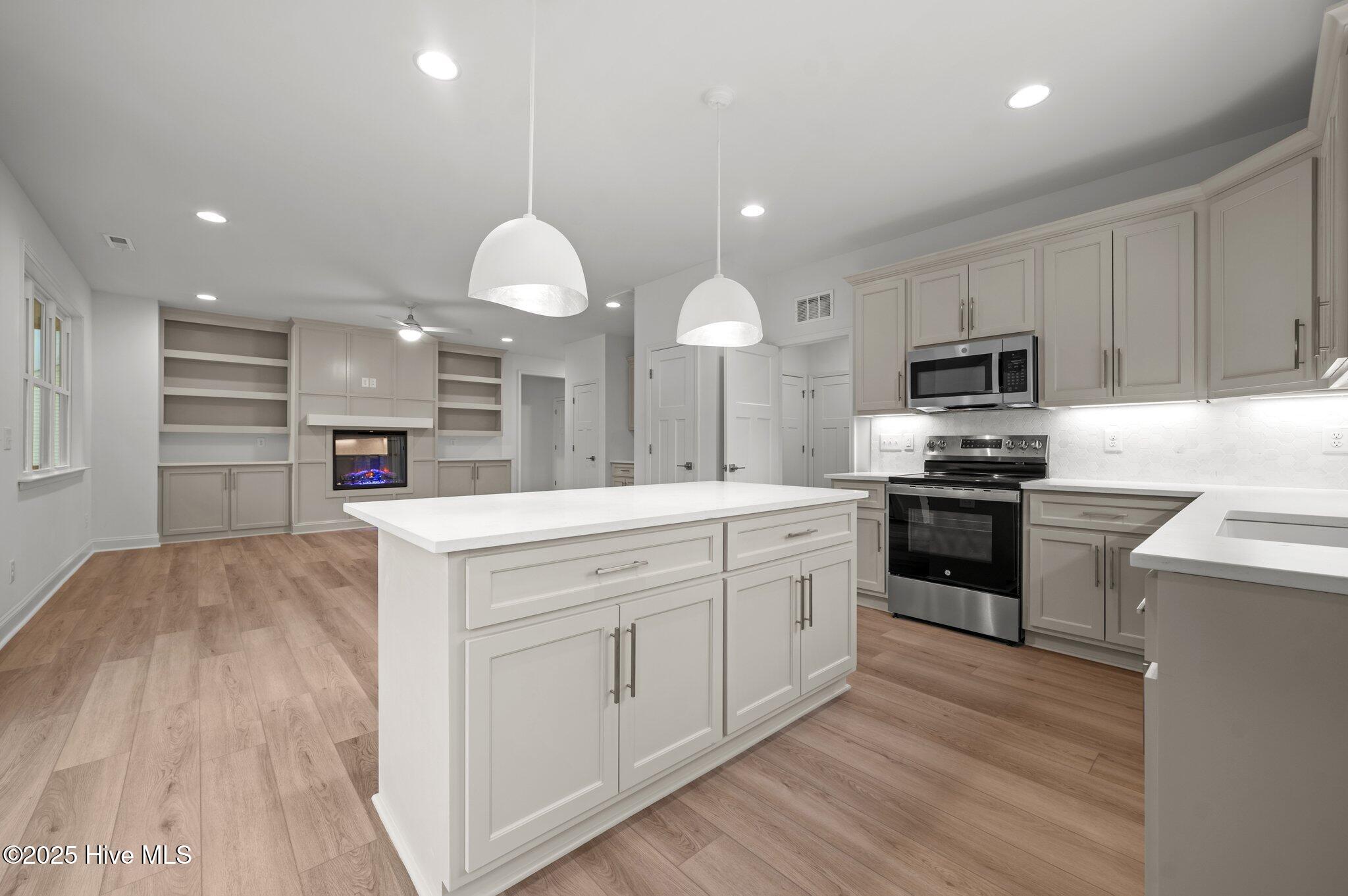 5102 Willows Edge Drive Property Photo 14