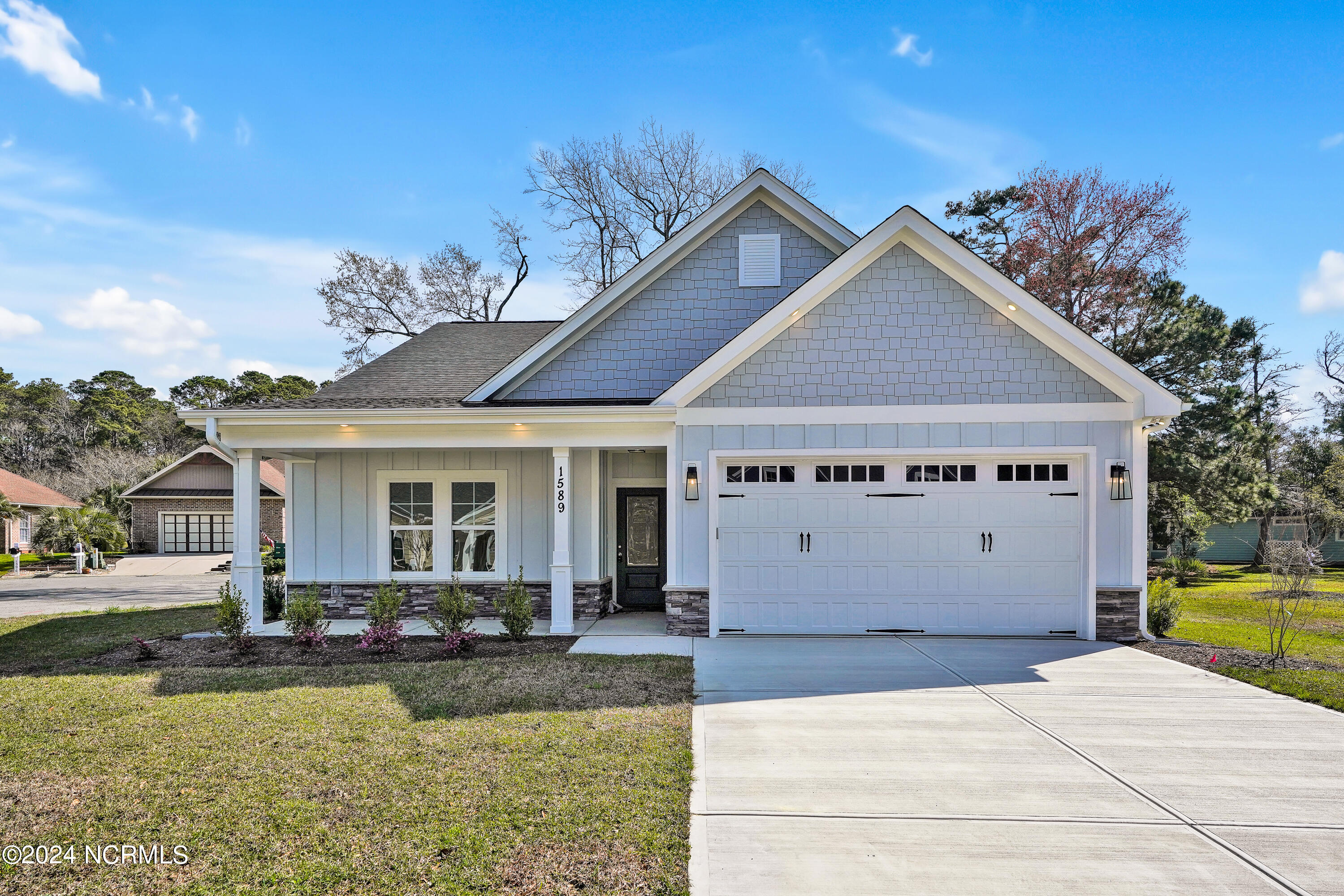1589 Windsong Drive Property Photo 3