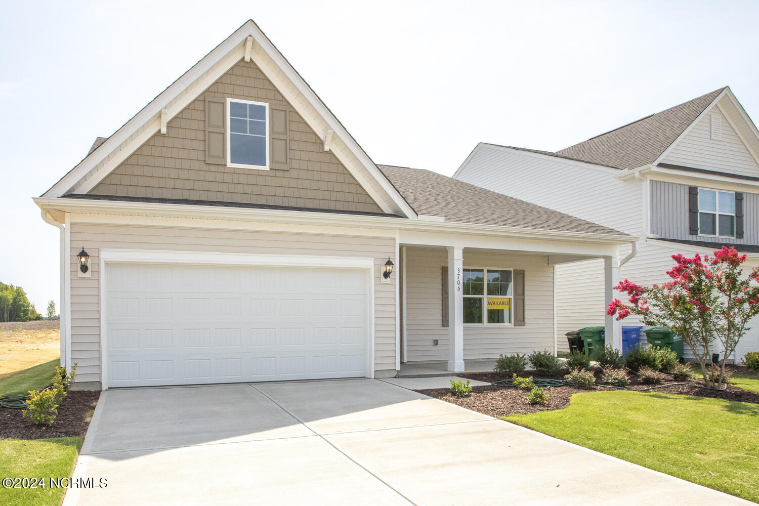 3706 Cessna Way Property Photo 3