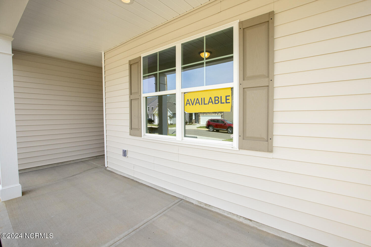 3706 Cessna Way Property Photo 5