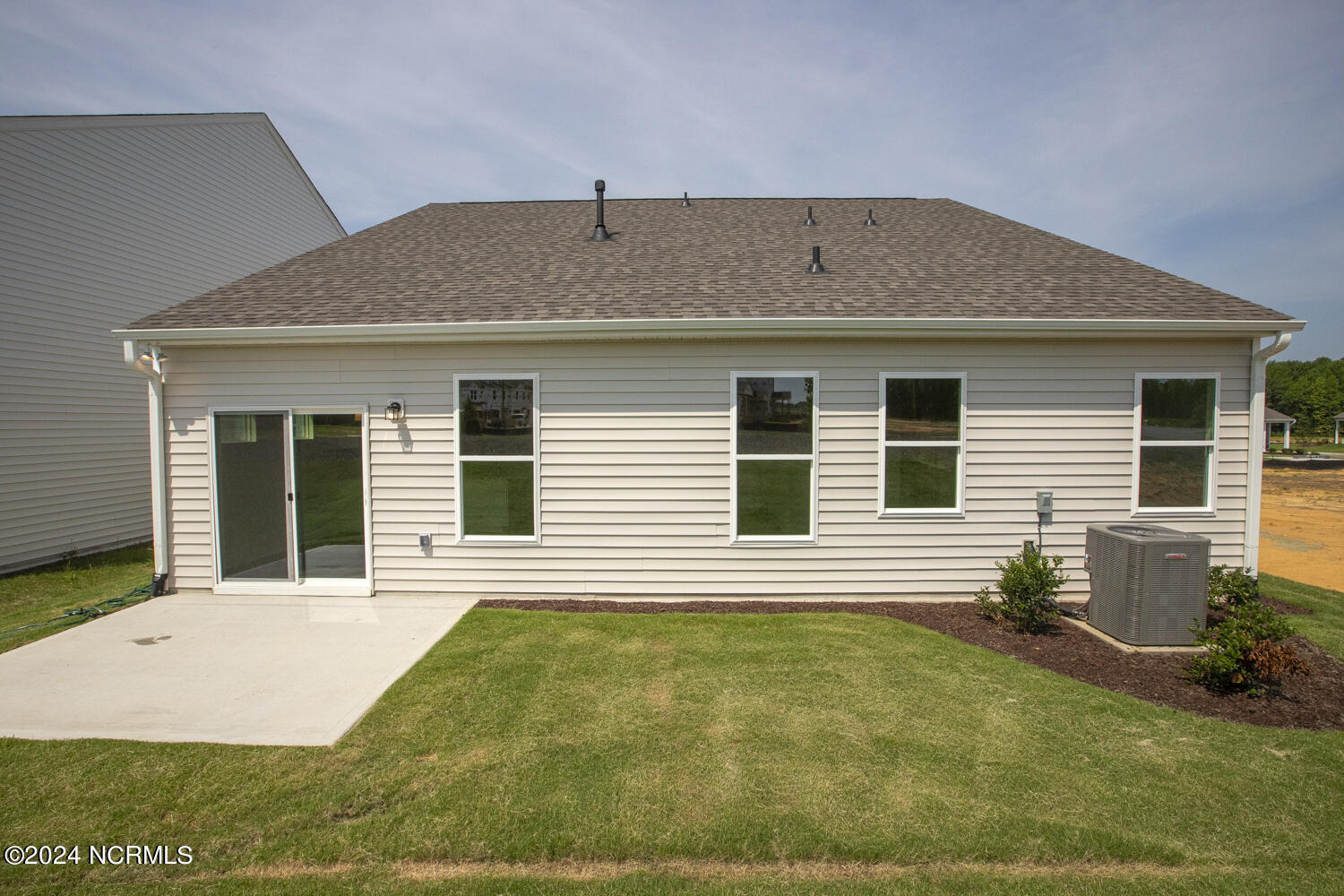 3706 Cessna Way Property Photo 8