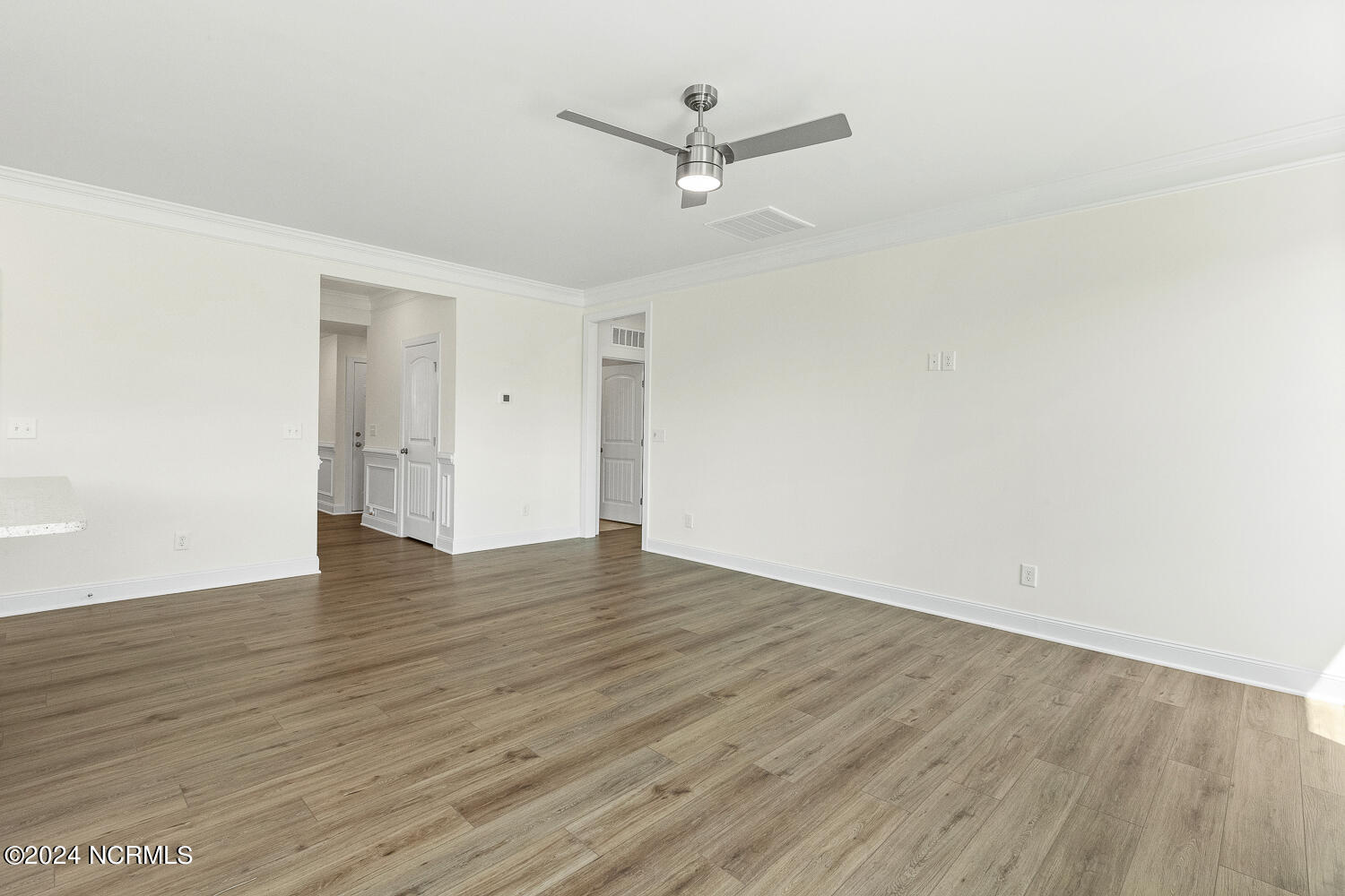 3706 Cessna Way Property Photo 32