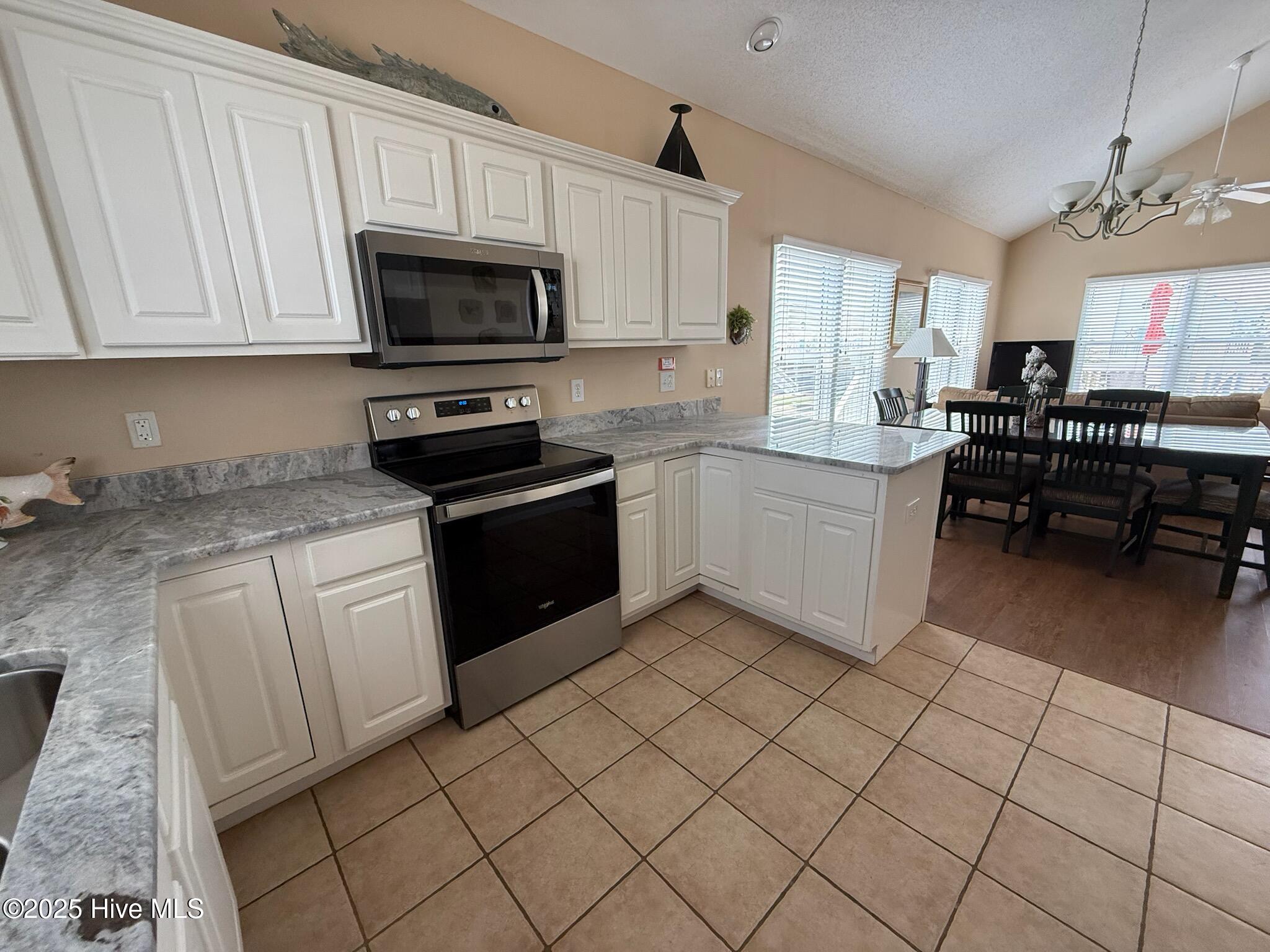 11 Atlantic Way Property Photo 8