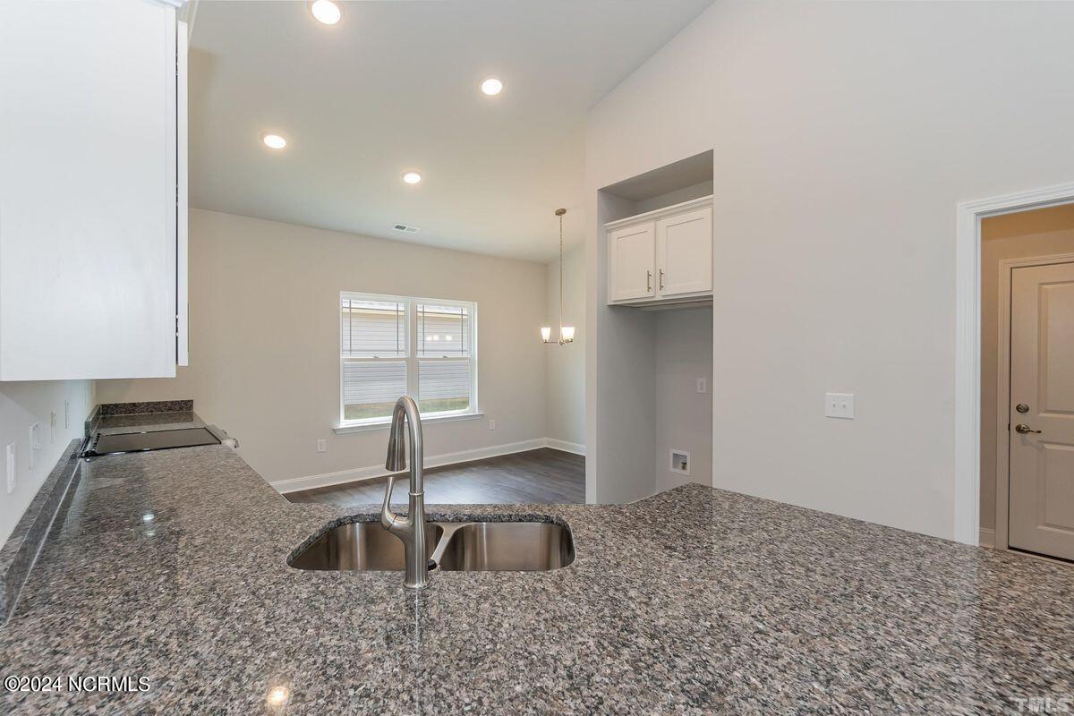118 Firethorn Circle Property Photo 6