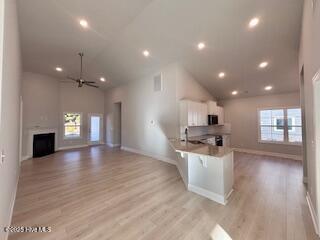 118 Firethorn Circle Property Photo 6