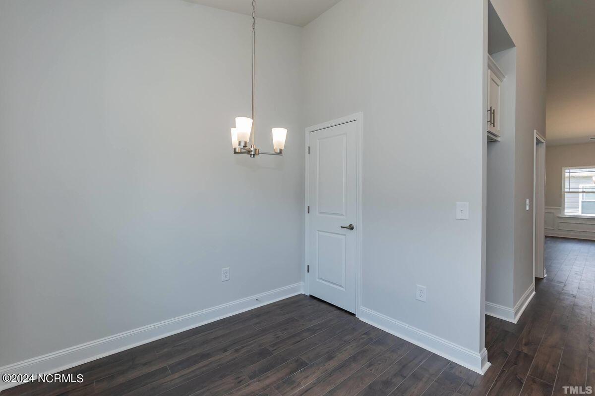 118 Firethorn Circle Property Photo 7