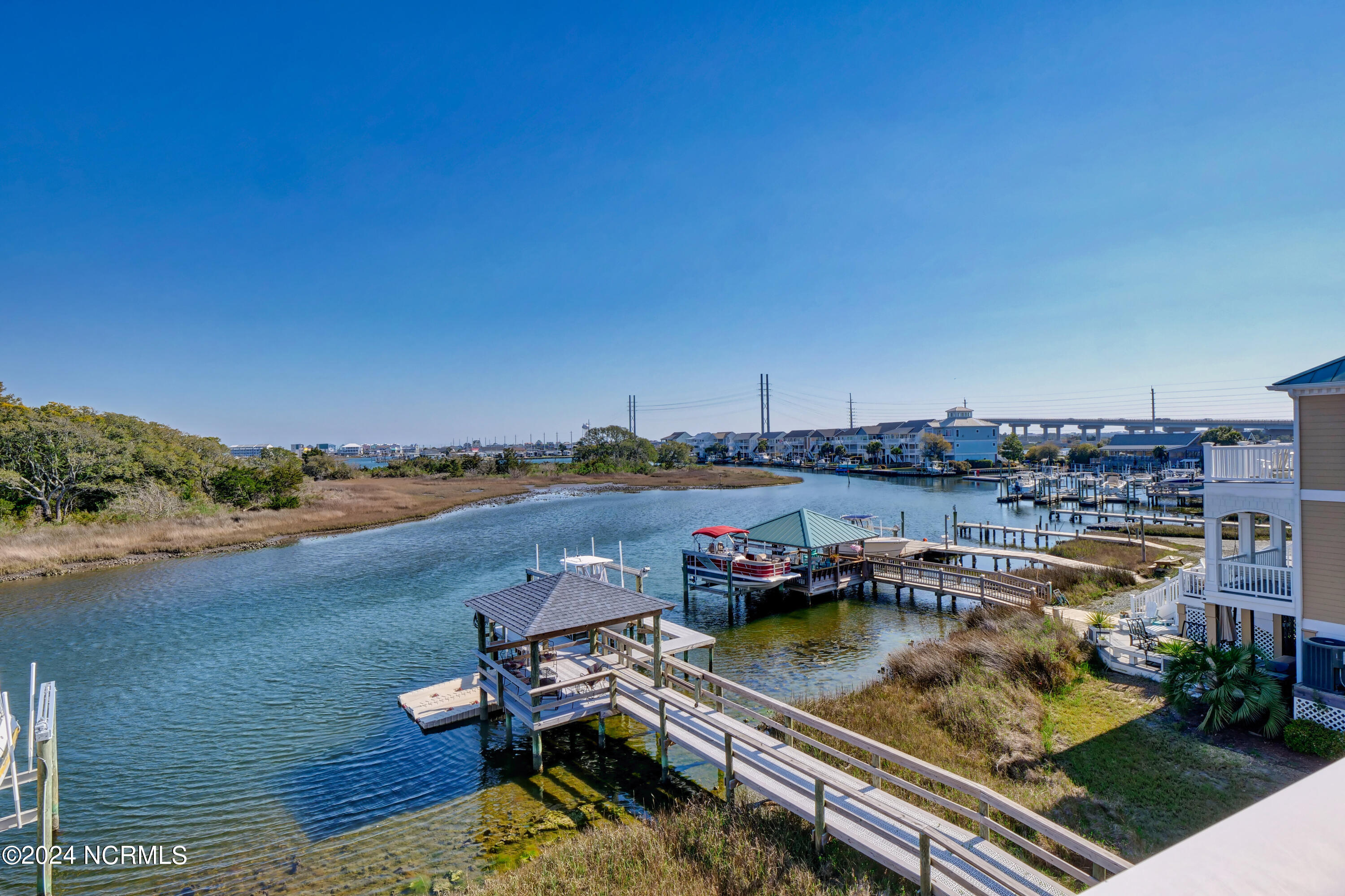 210 Sea Manor Drive Property Photo 42