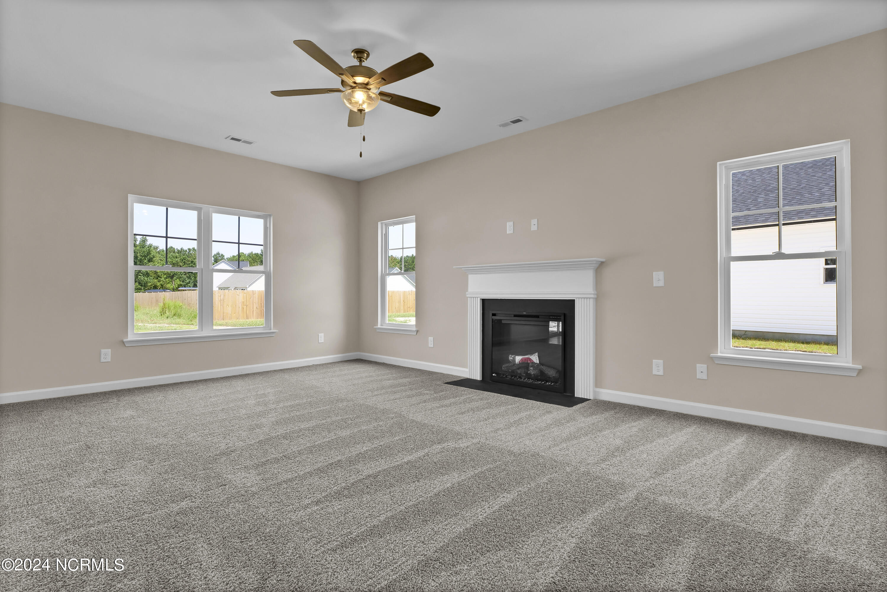 524 Orchard Creek Drive Property Photo 13