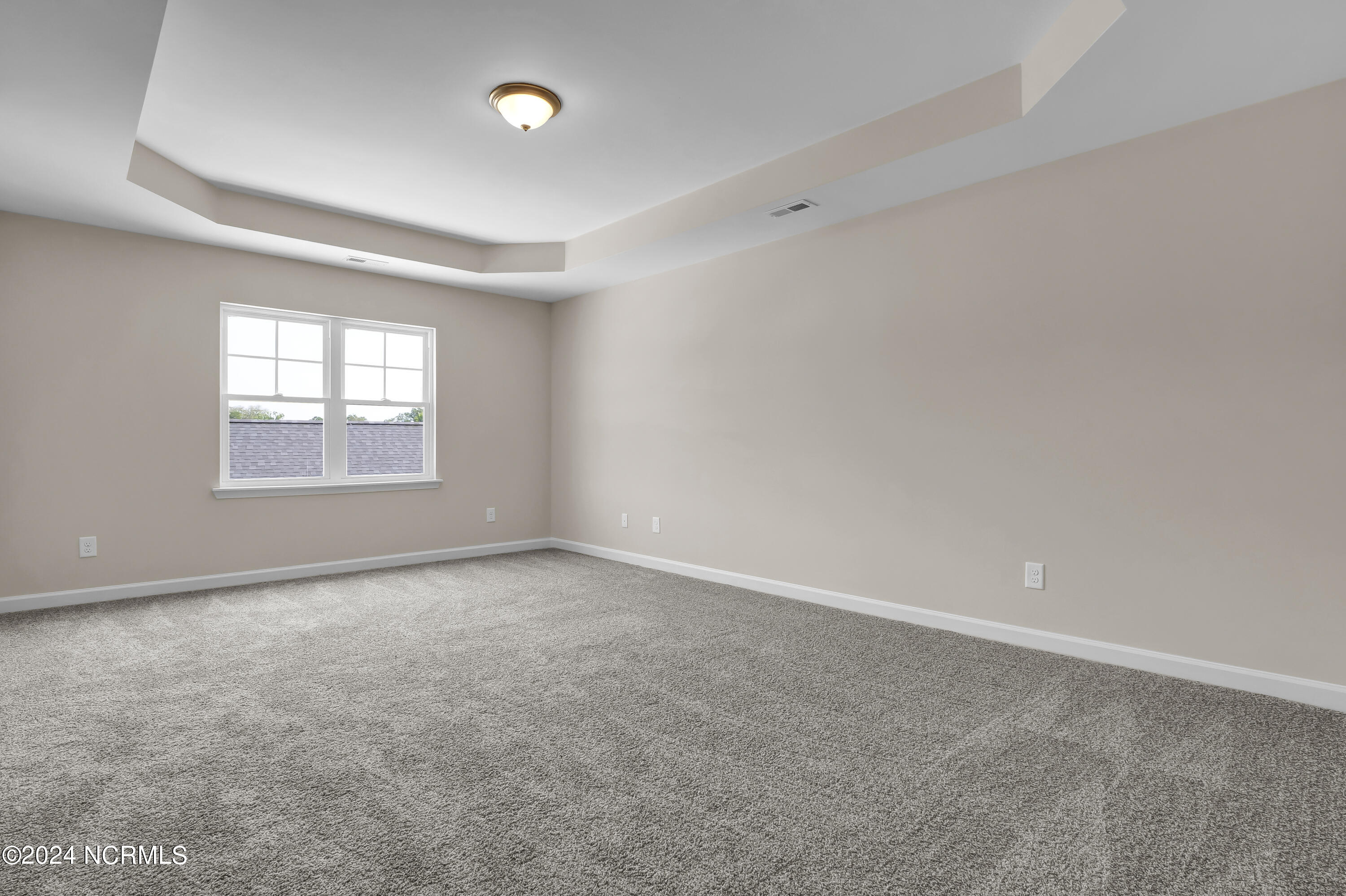 524 Orchard Creek Drive Property Photo 22