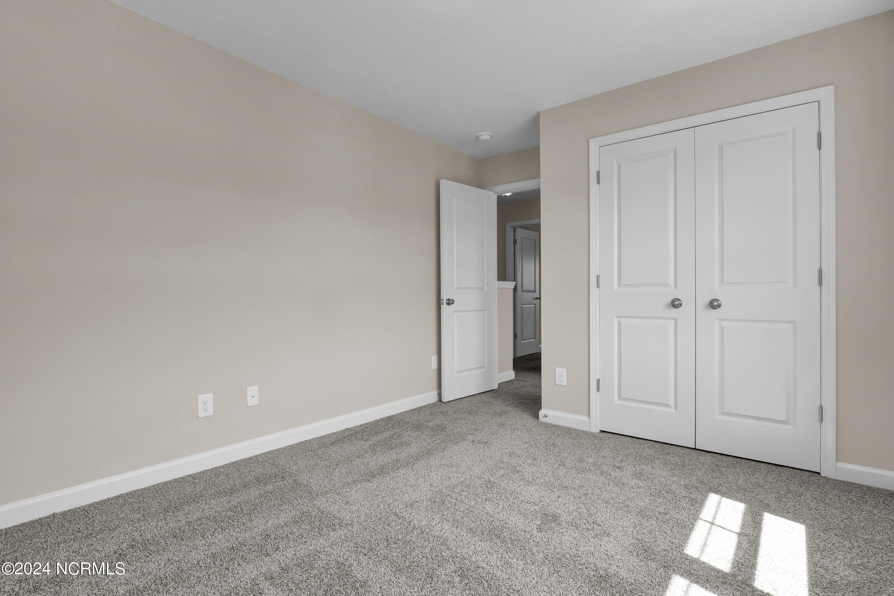 524 Orchard Creek Drive Property Photo 29