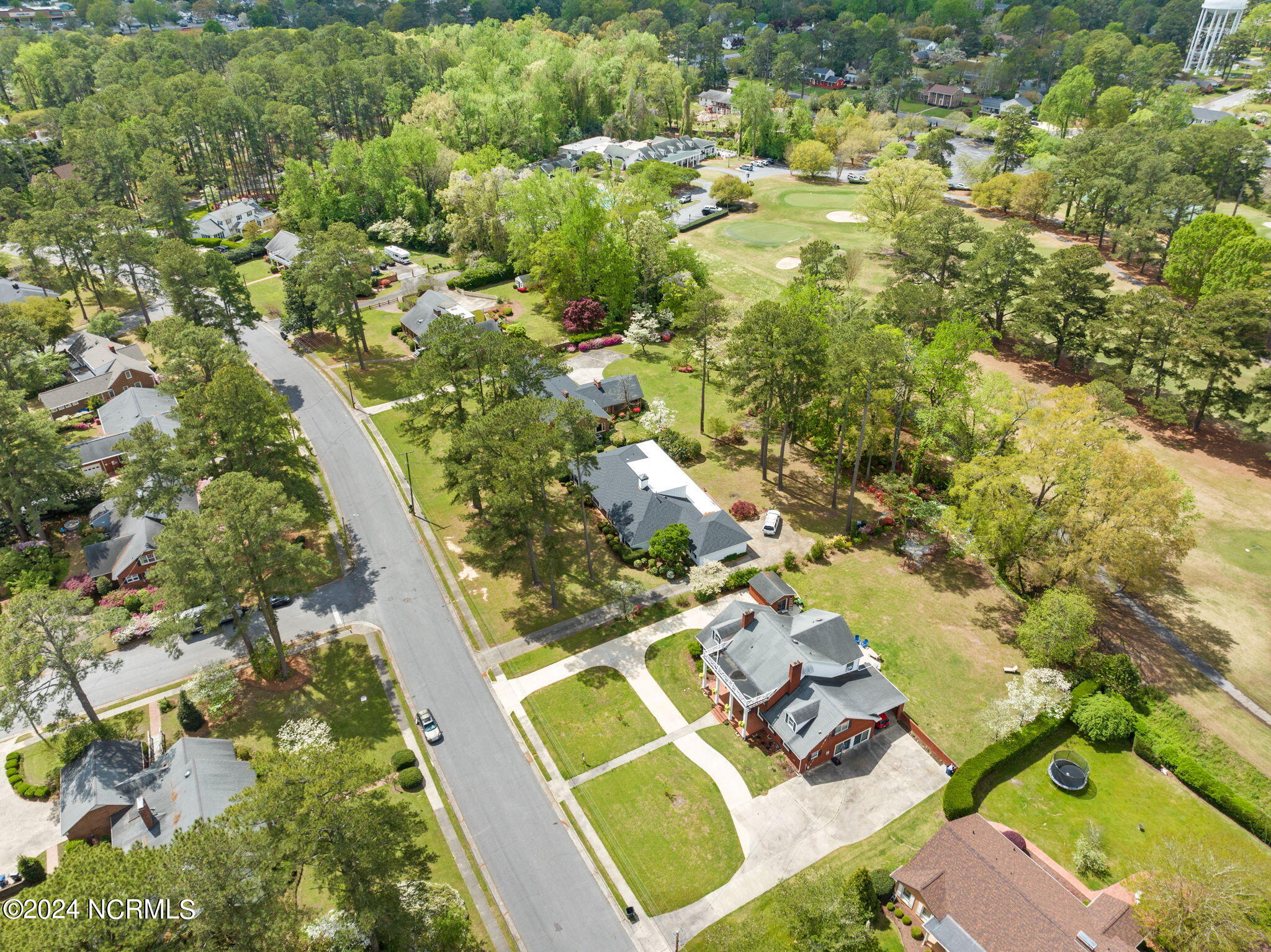 1304 Greenbriar Road Property Photo 13
