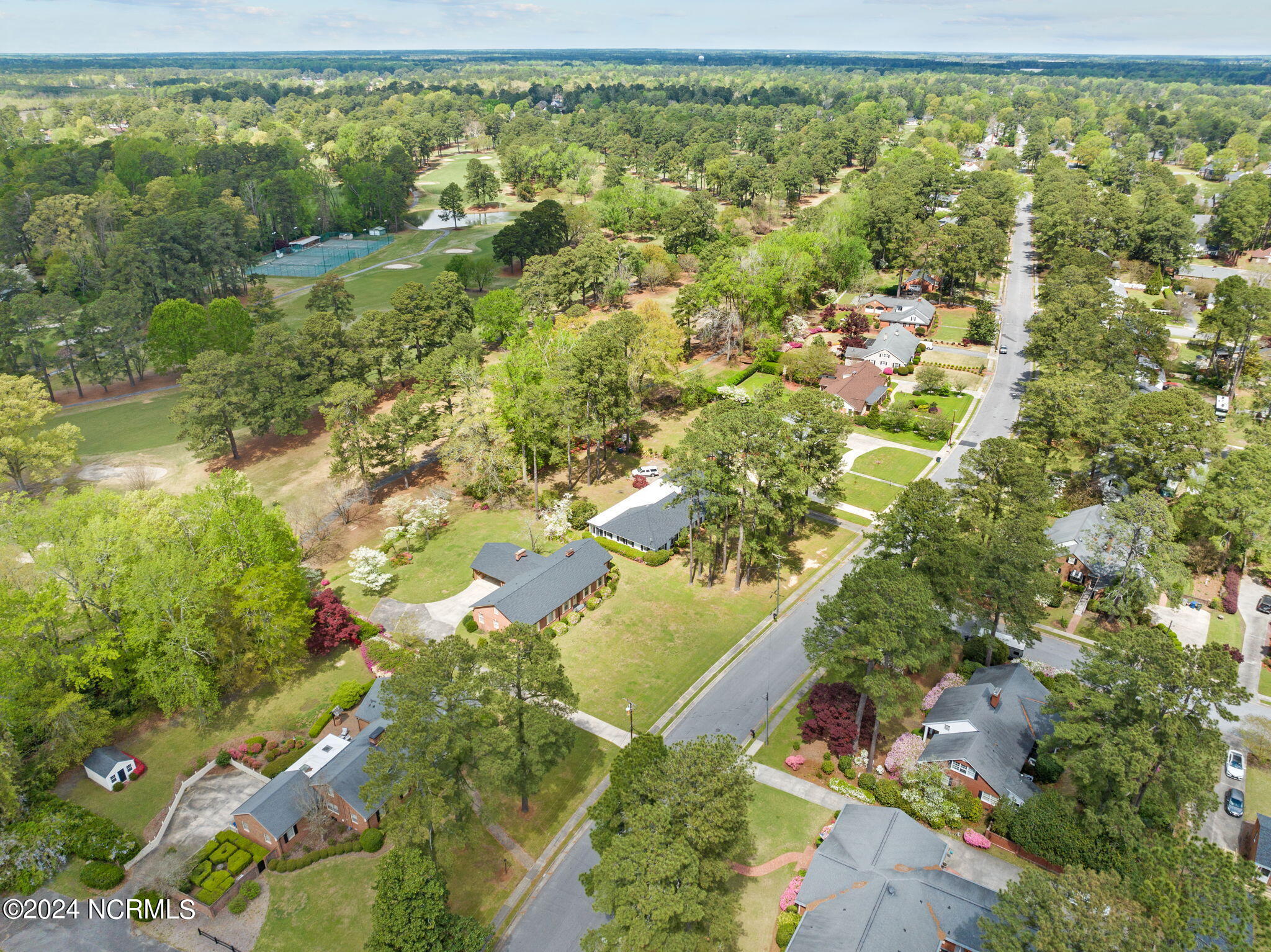 1304 Greenbriar Road Property Photo 15